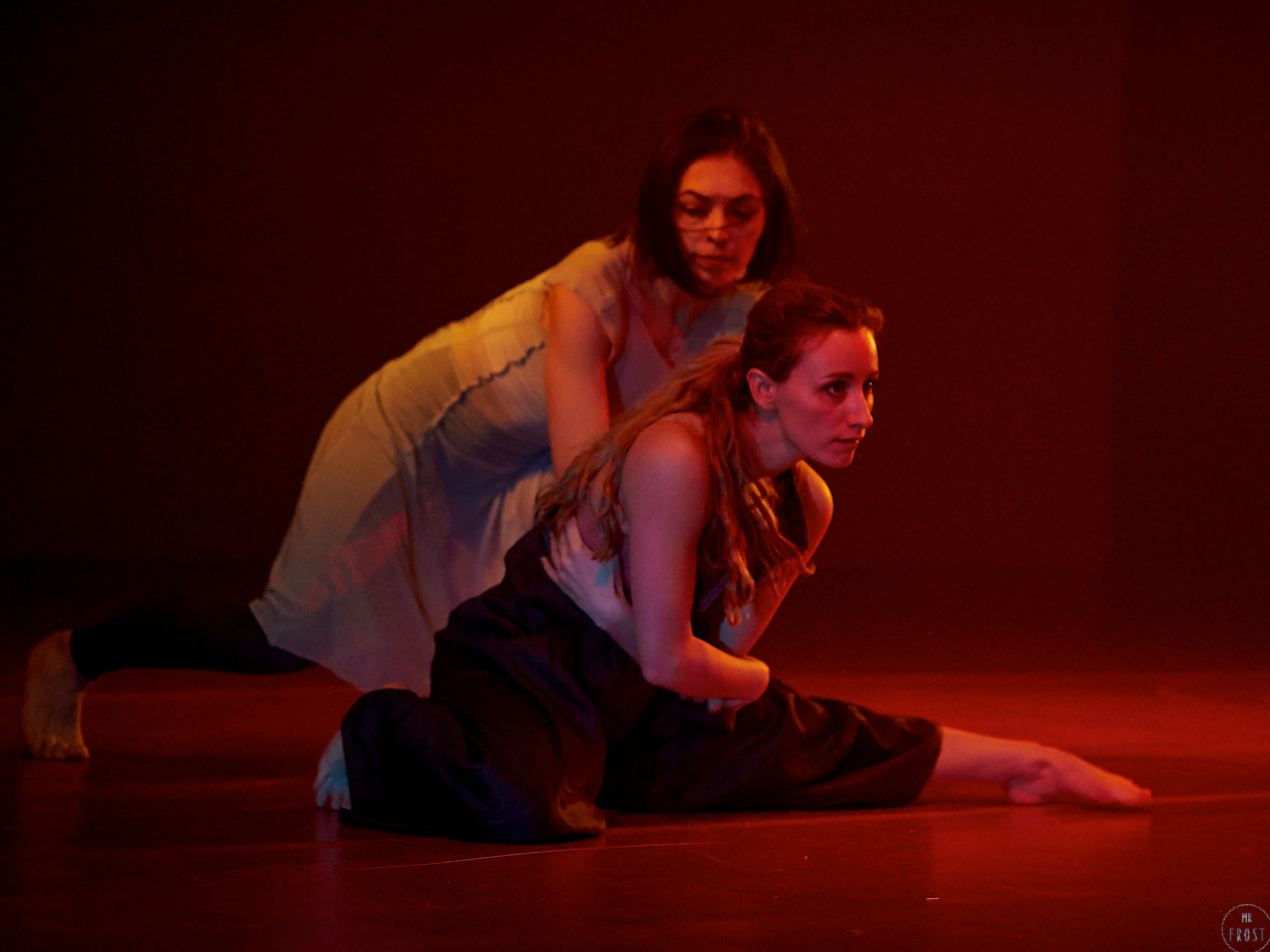 НЕСИНХРОННО. Челябинский театр современного танца. Фотографии отовсюду и обо всем