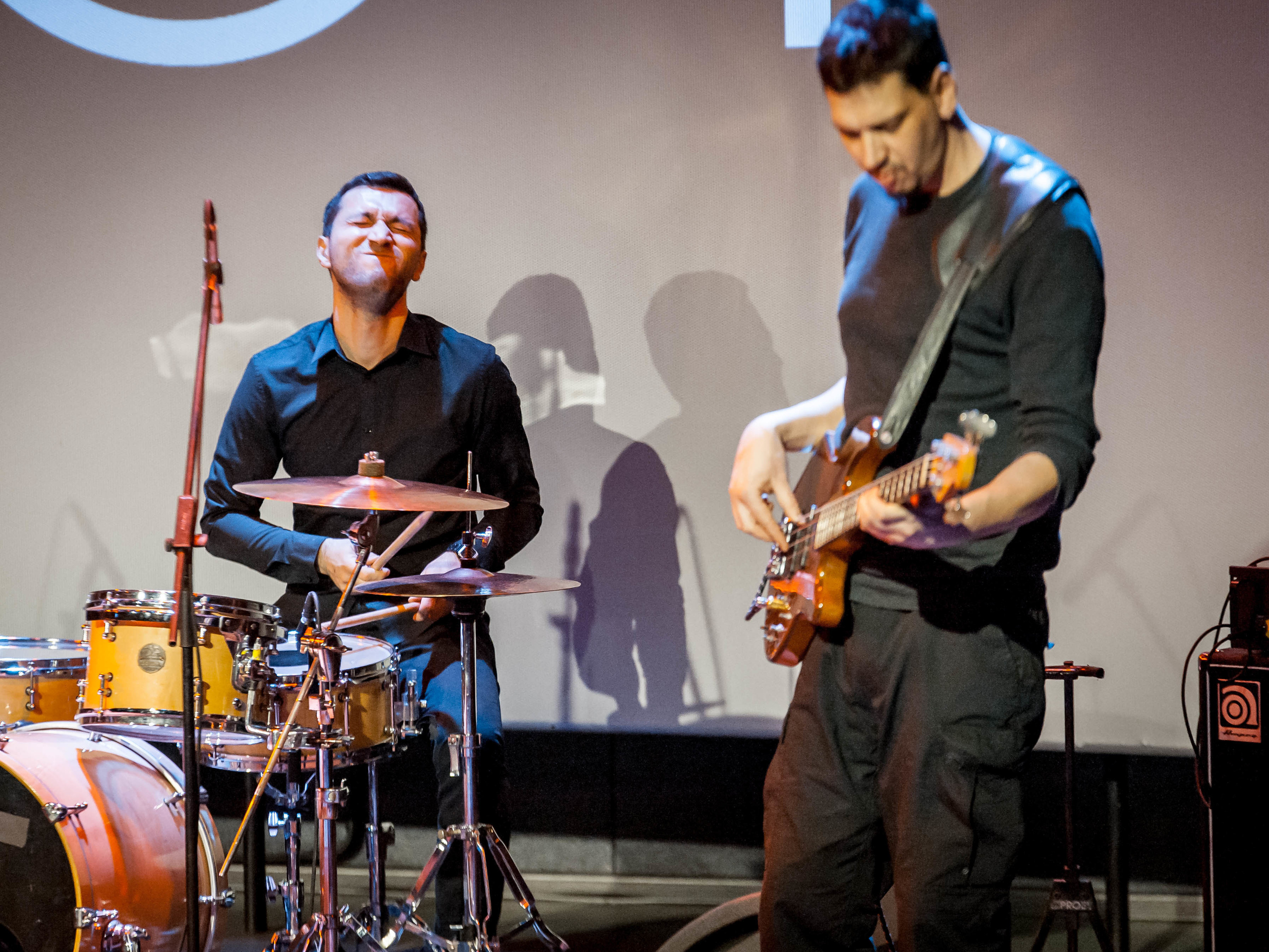 EYOT. Фотографии отовсюду и обо всем