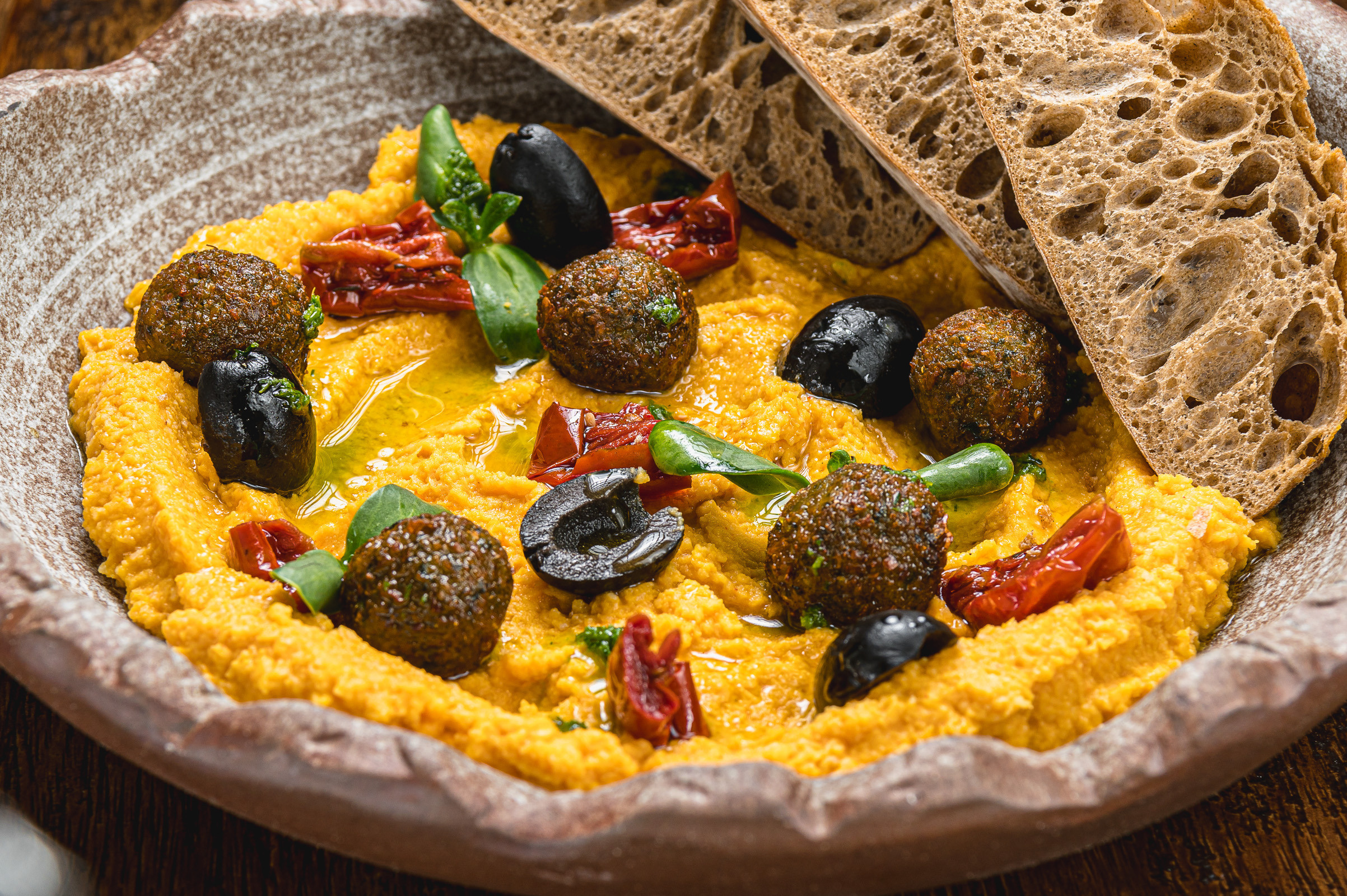 Фотосессия блюд для меню и сайта НАРОДНЫЙ БАР в Ялте. Фотограф интерьеров Фотосъемка рекламы в Ялте и по Крыму