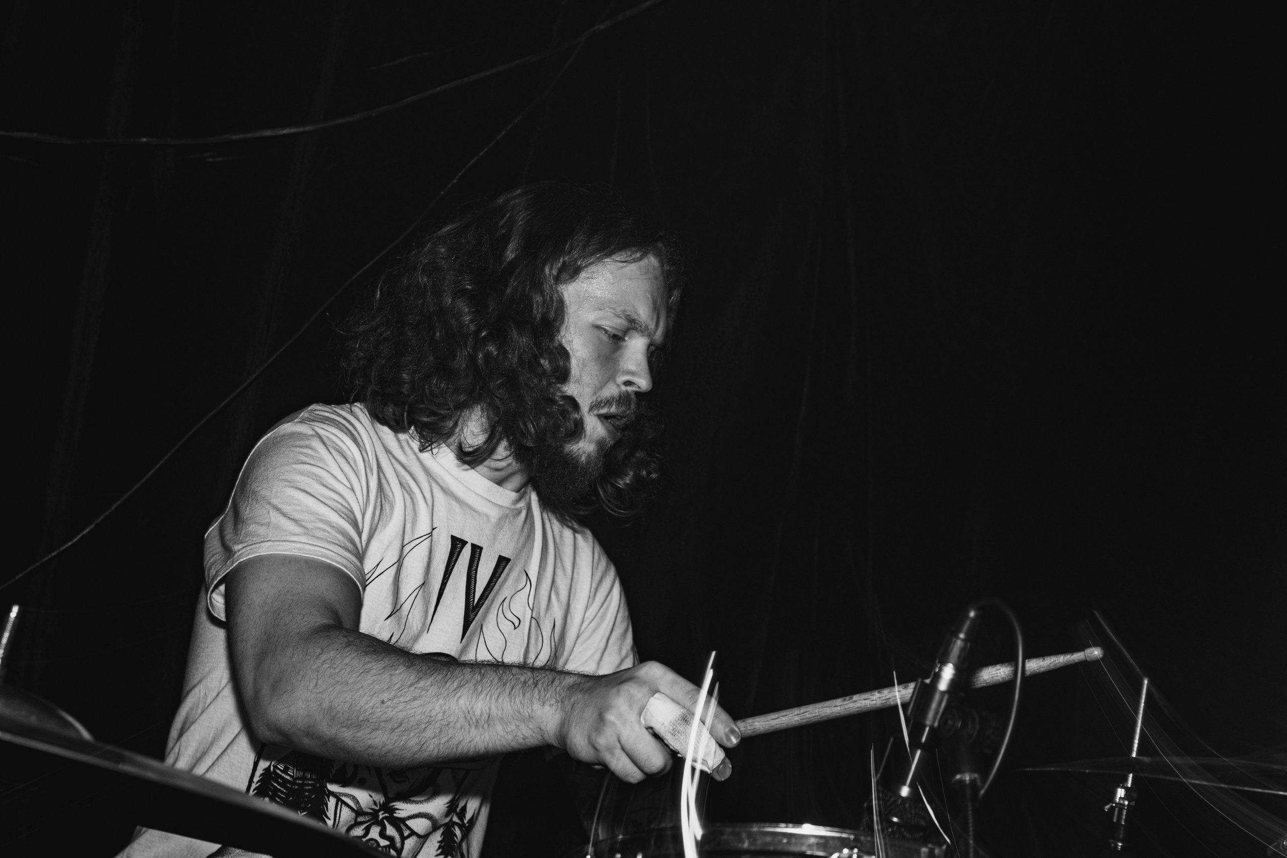 Laugar & Шумы Штормовых Широт & Пожары На Дальнем Севере 11.10.2025. Репортажный фотограф в Москве Legiodot