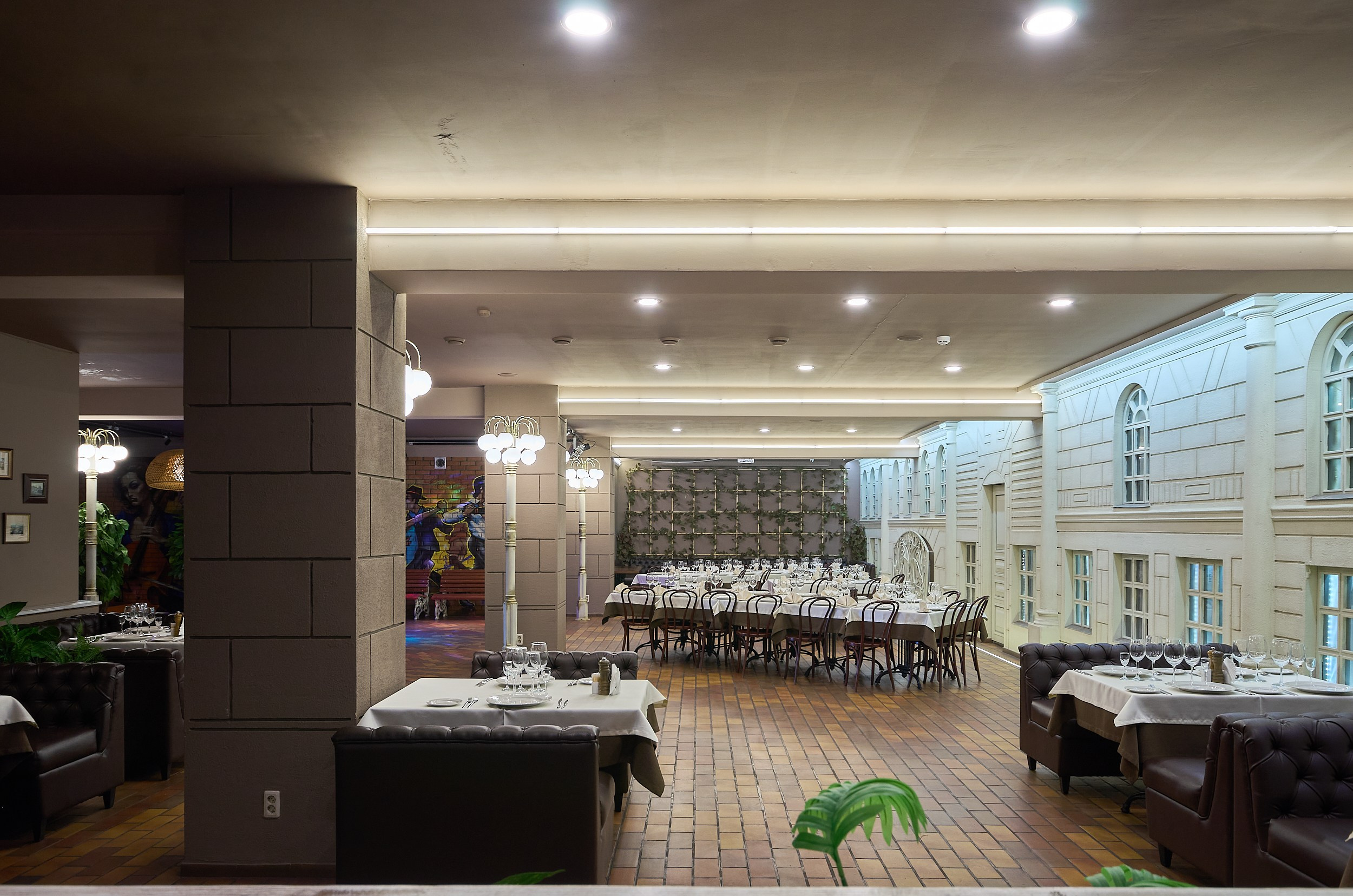 Ресторан Одесса. Абросимов Лев интерьерный и архитектурный фотограф