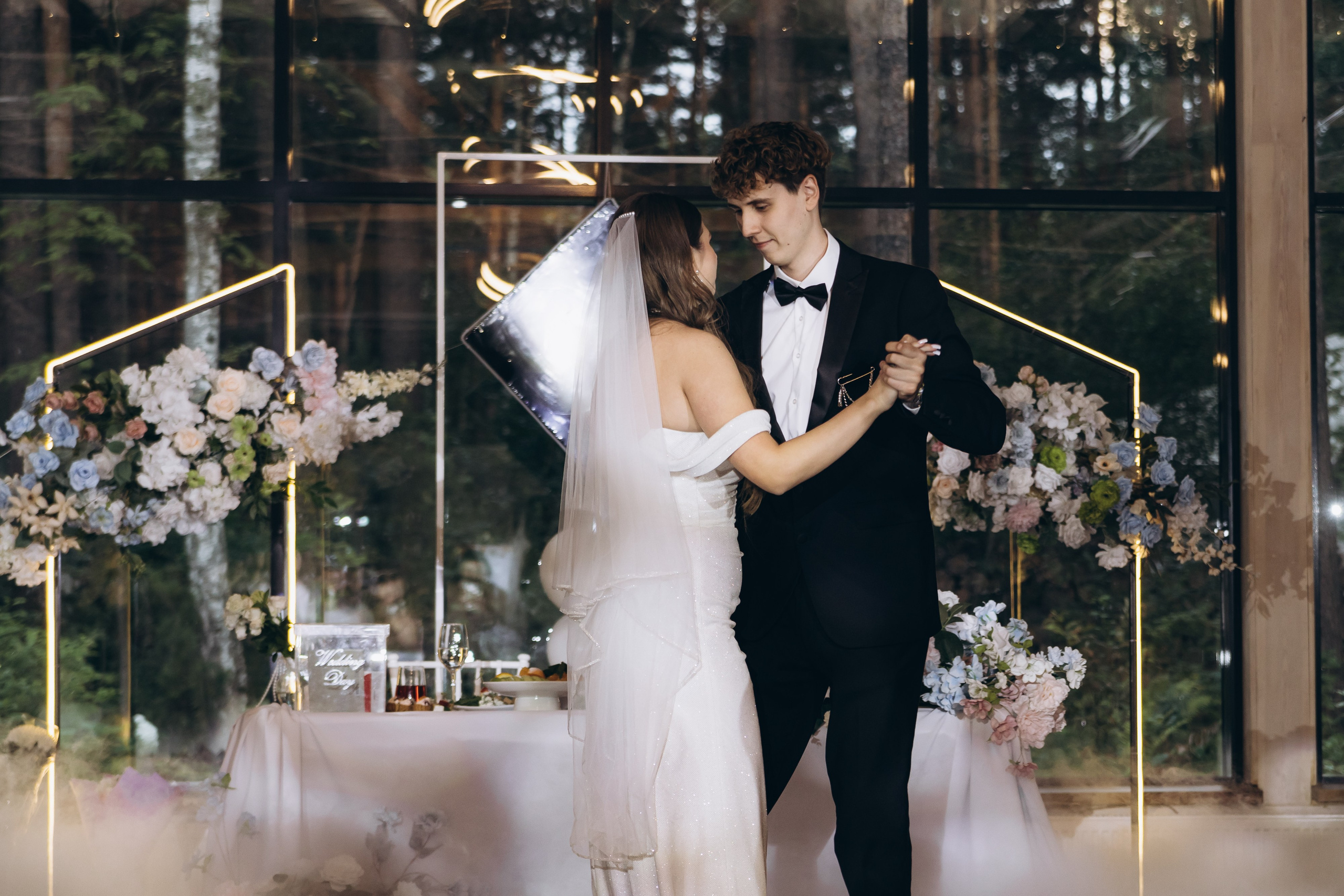 03.08.25 Артем & Анастасия. Свадебный и семейный фотограф в Новосибирске Дарья Кель