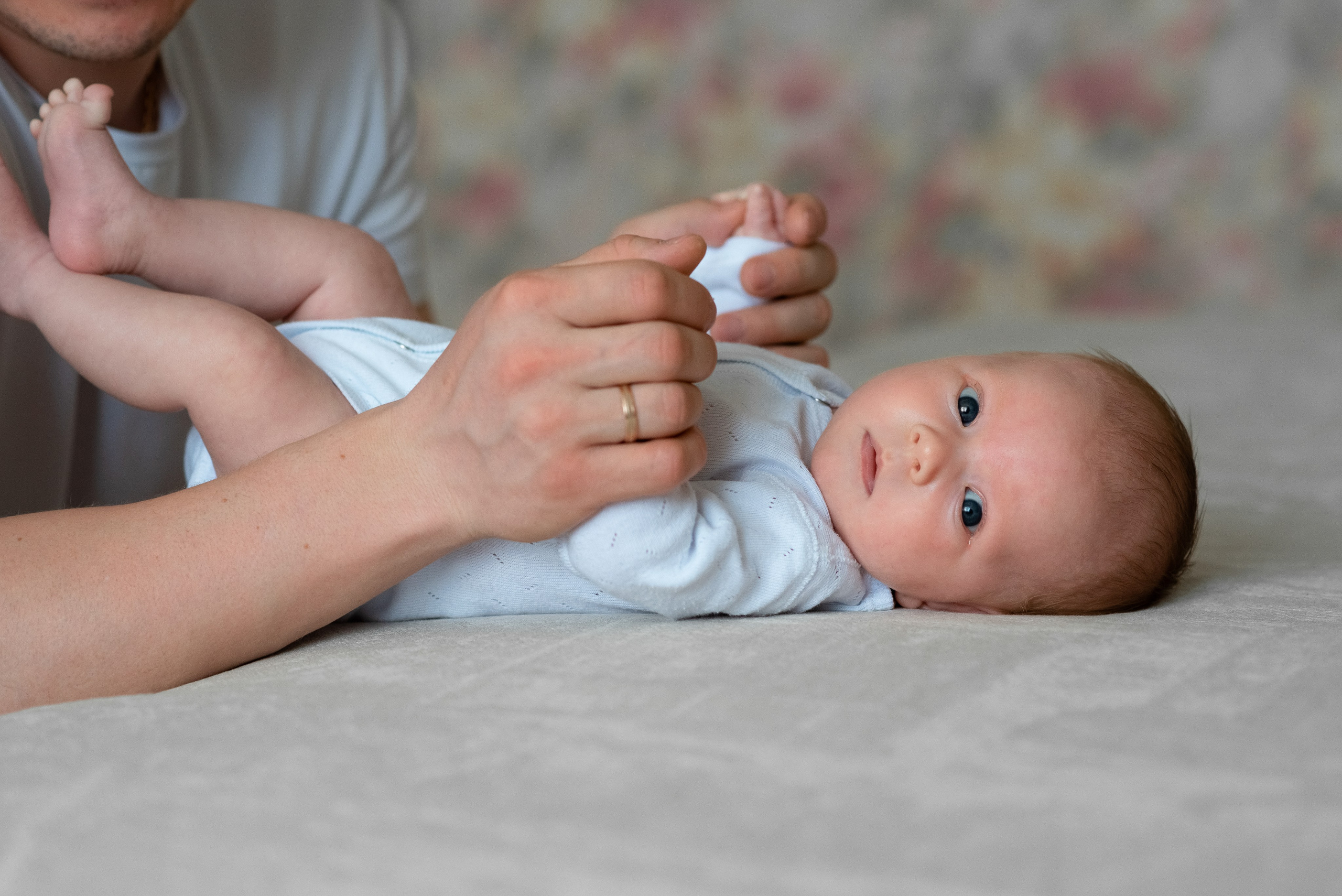 Маленькая Машенька. Семейный фотограф на выписку из роддома и крещение Минск Настя Гришук