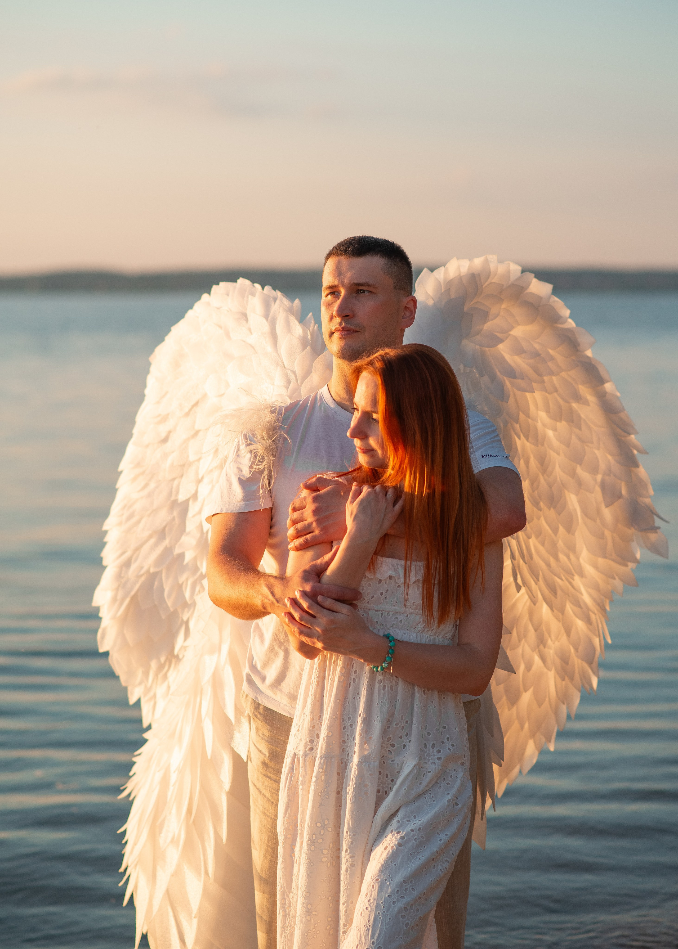 Оксана+Саша на Минском с крыльями. Семейный фотограф на выписку из роддома и крещение Минск Настя Гришук