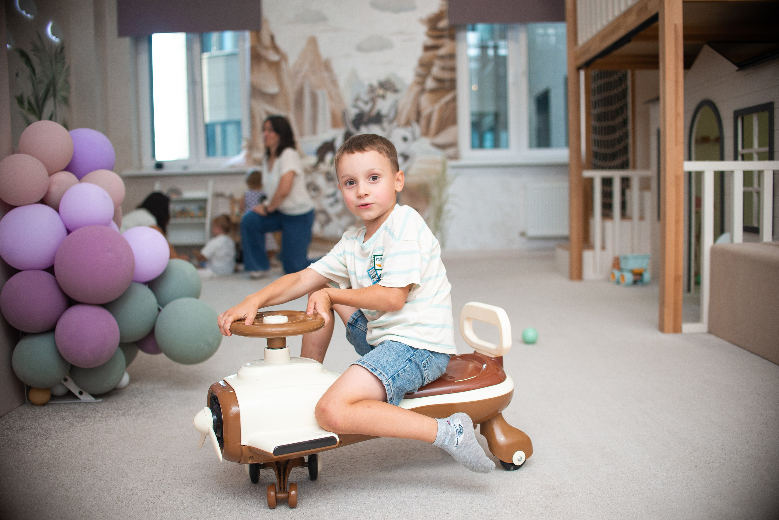 День Рождения Лёвы в Симбе. Семейный фотограф на выписку из роддома и крещение Минск Настя Гришук