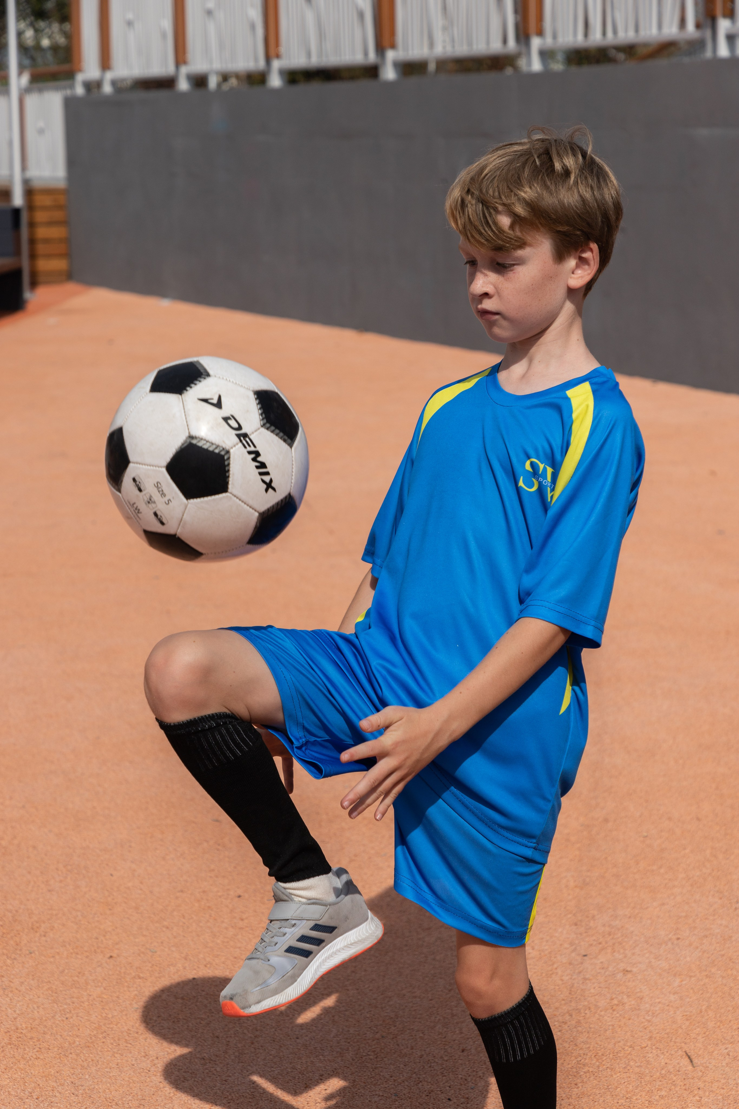 Футбольная форма. Фотограф Денис Лесковский (Тюмень)