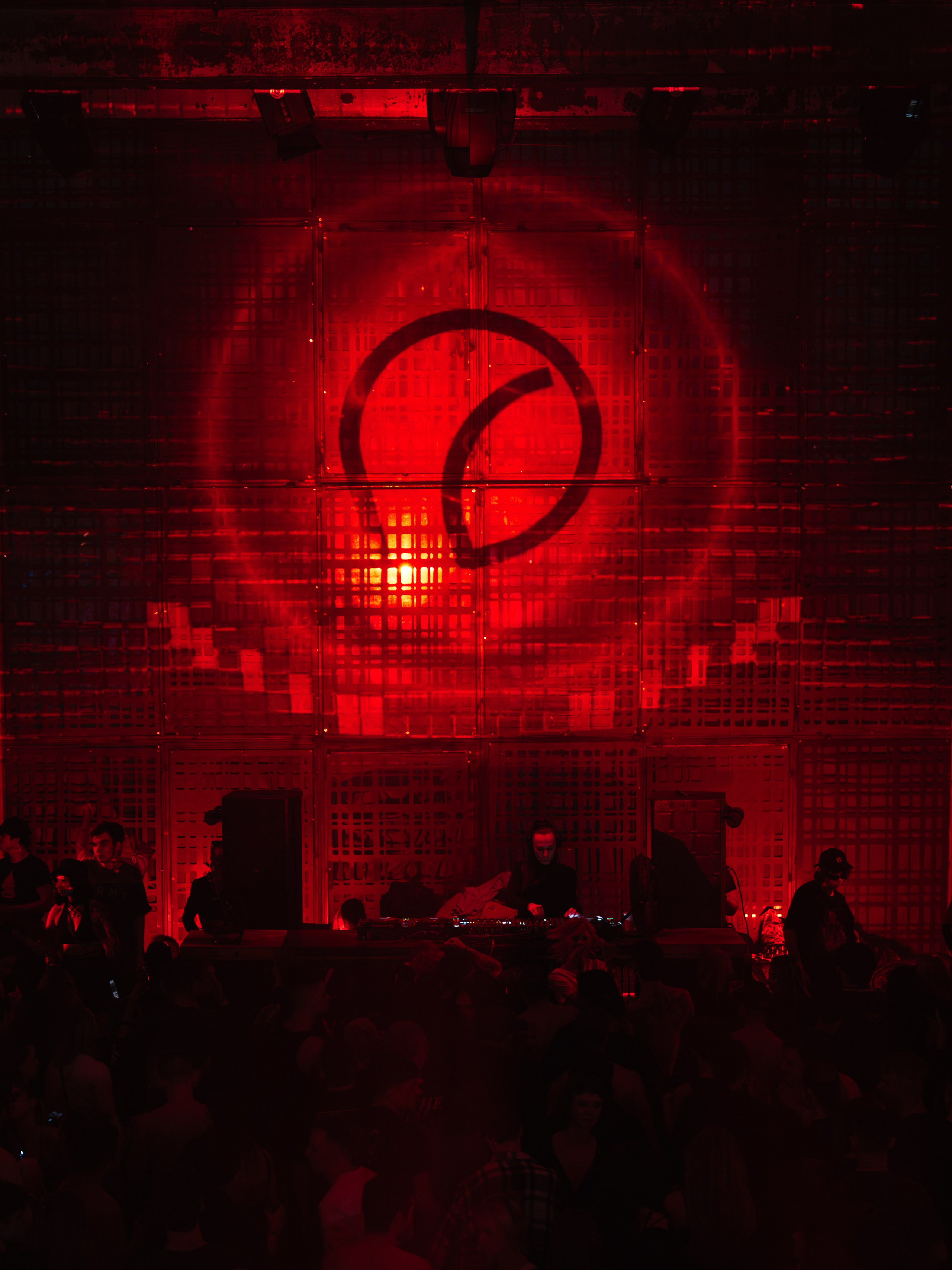 SICK YEARS, ARMA ╳ SILA SVETA. @tomrus: Рустам Шагиморданов — фотограф