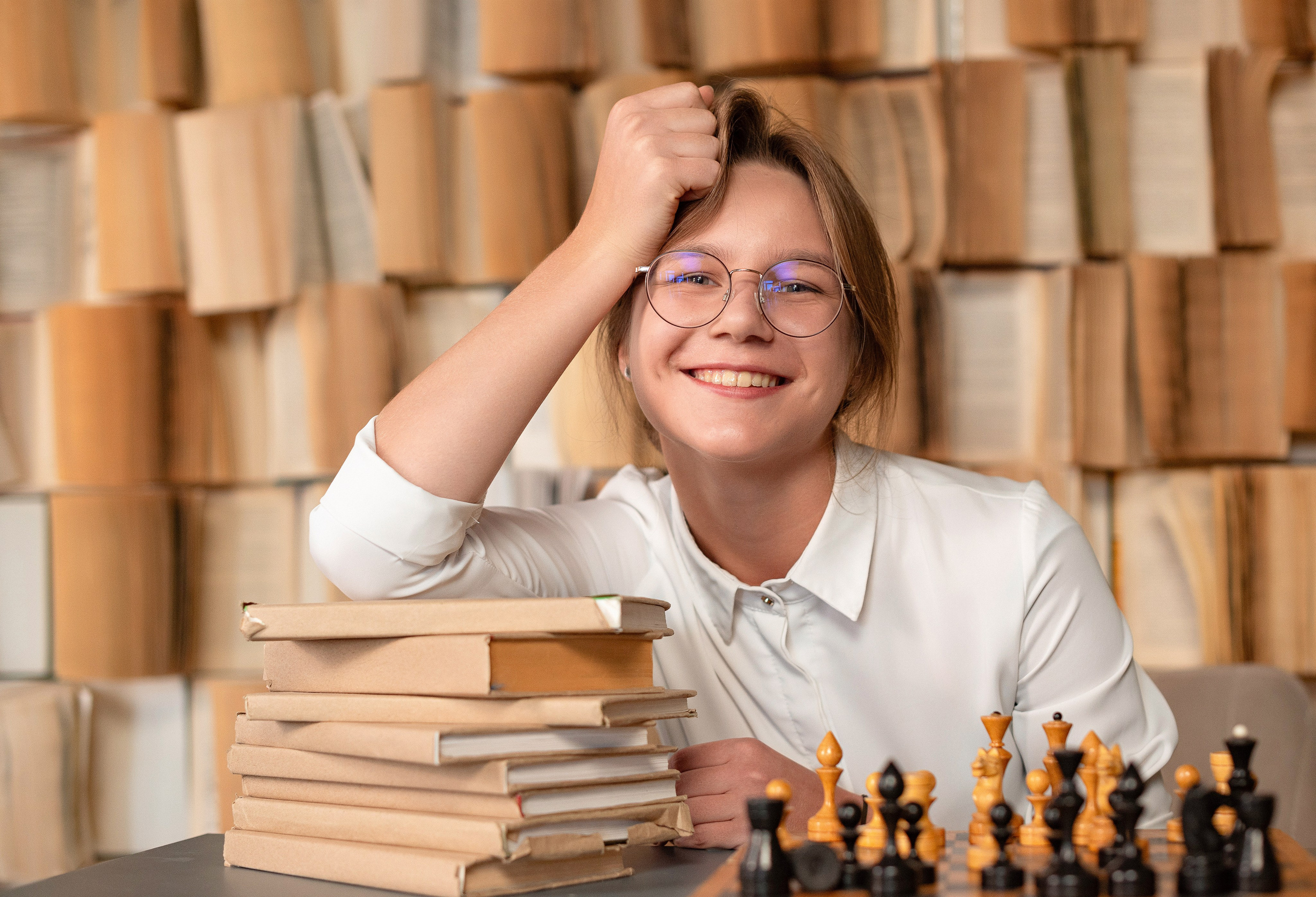 Профессиональная фотография ребенка школьного возраста для выпуска в школе г. Сургут