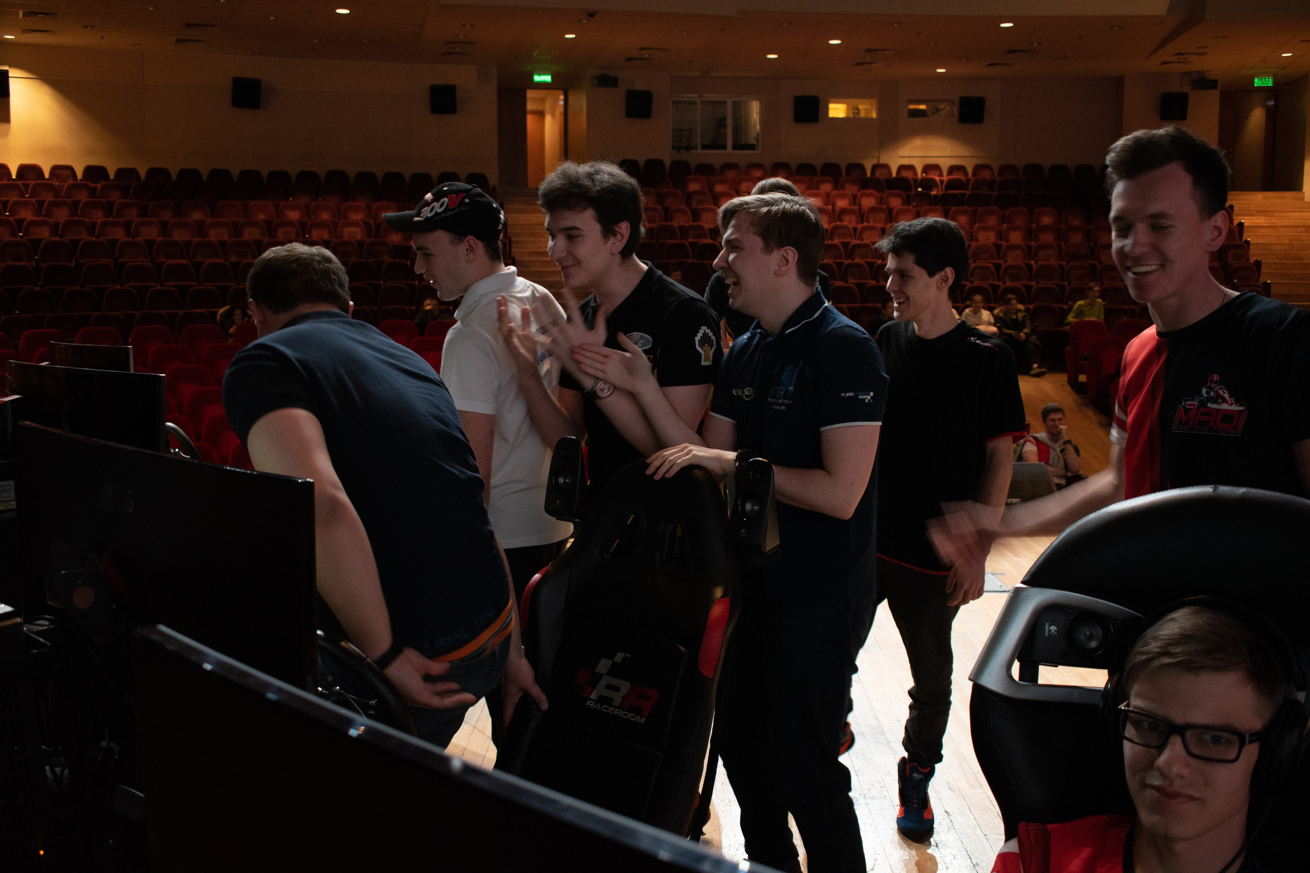 RaceRoom — Командный турнир среди ВУЗов города Москвы | 22.02.20. Репортажный фотограф Сыбер Мартти