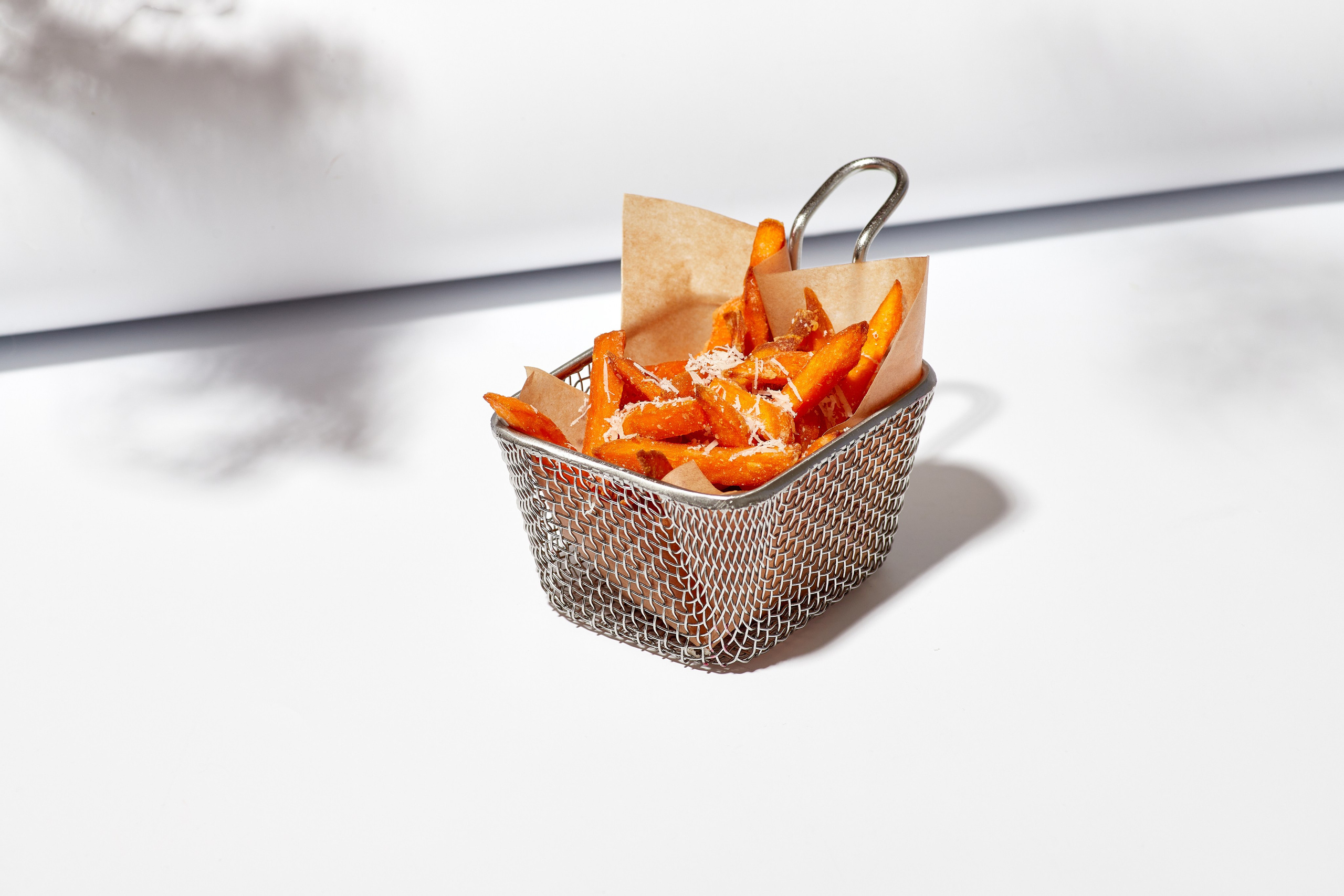 Бистро «Монти». Выведите свои товары на новый уровень с профессиональной предметной фотографией. Предметный фотограф Юлия Кравченко