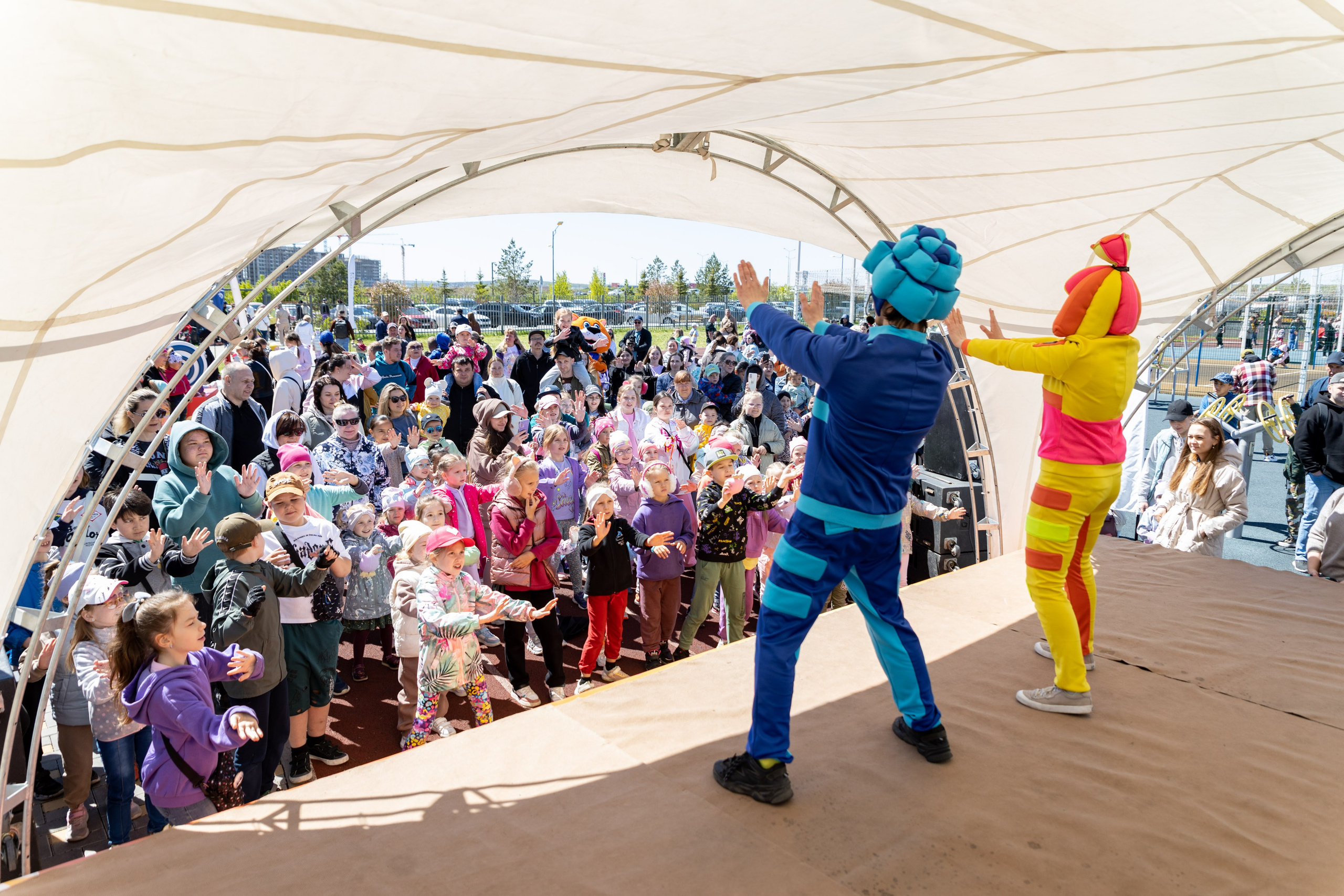 День защиты детей у «Эталона». Фотограф Родион Нарудинов