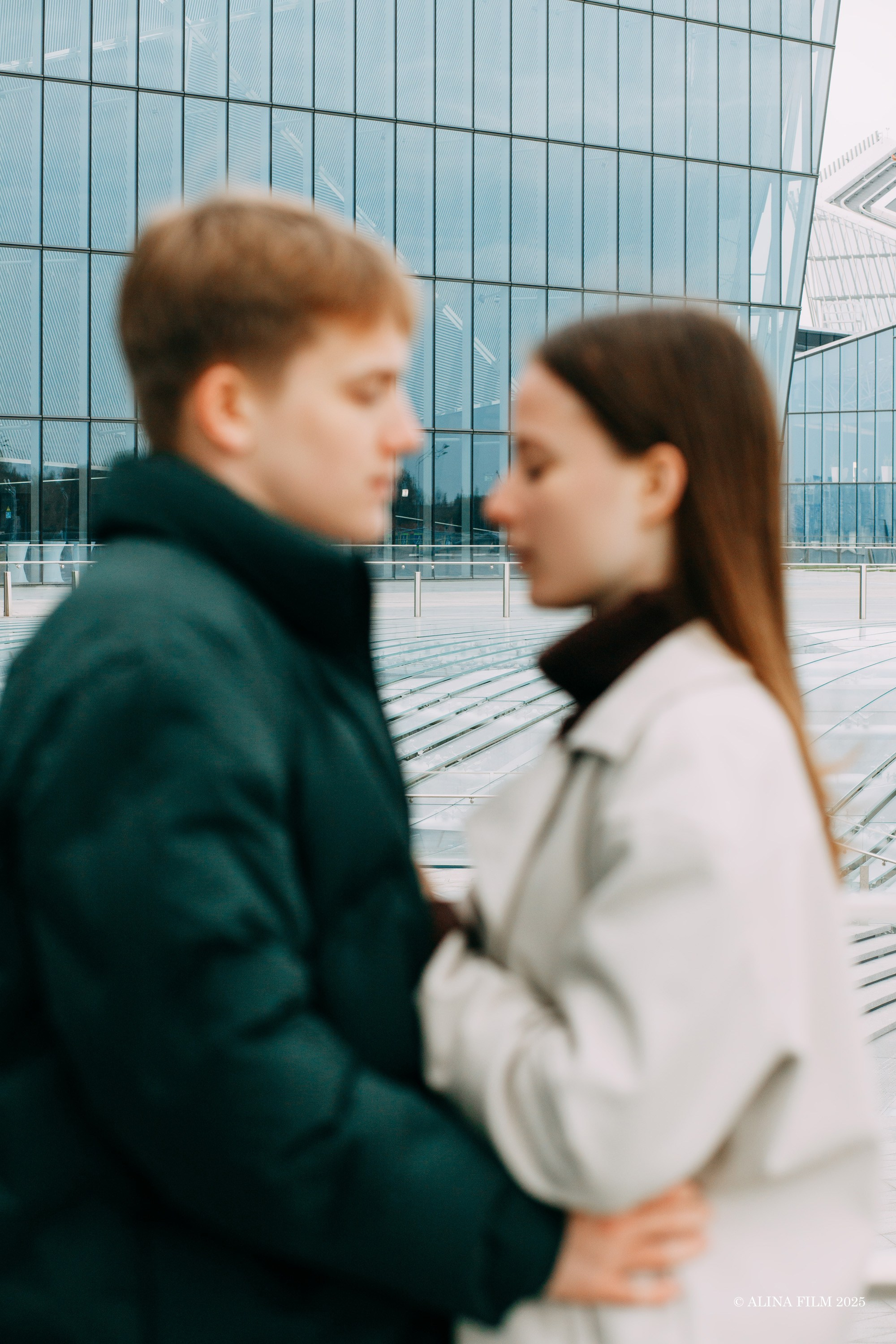 Фотосессия у Лахты (лавстори). Фотограф в Санкт-Петербурге Alina Film