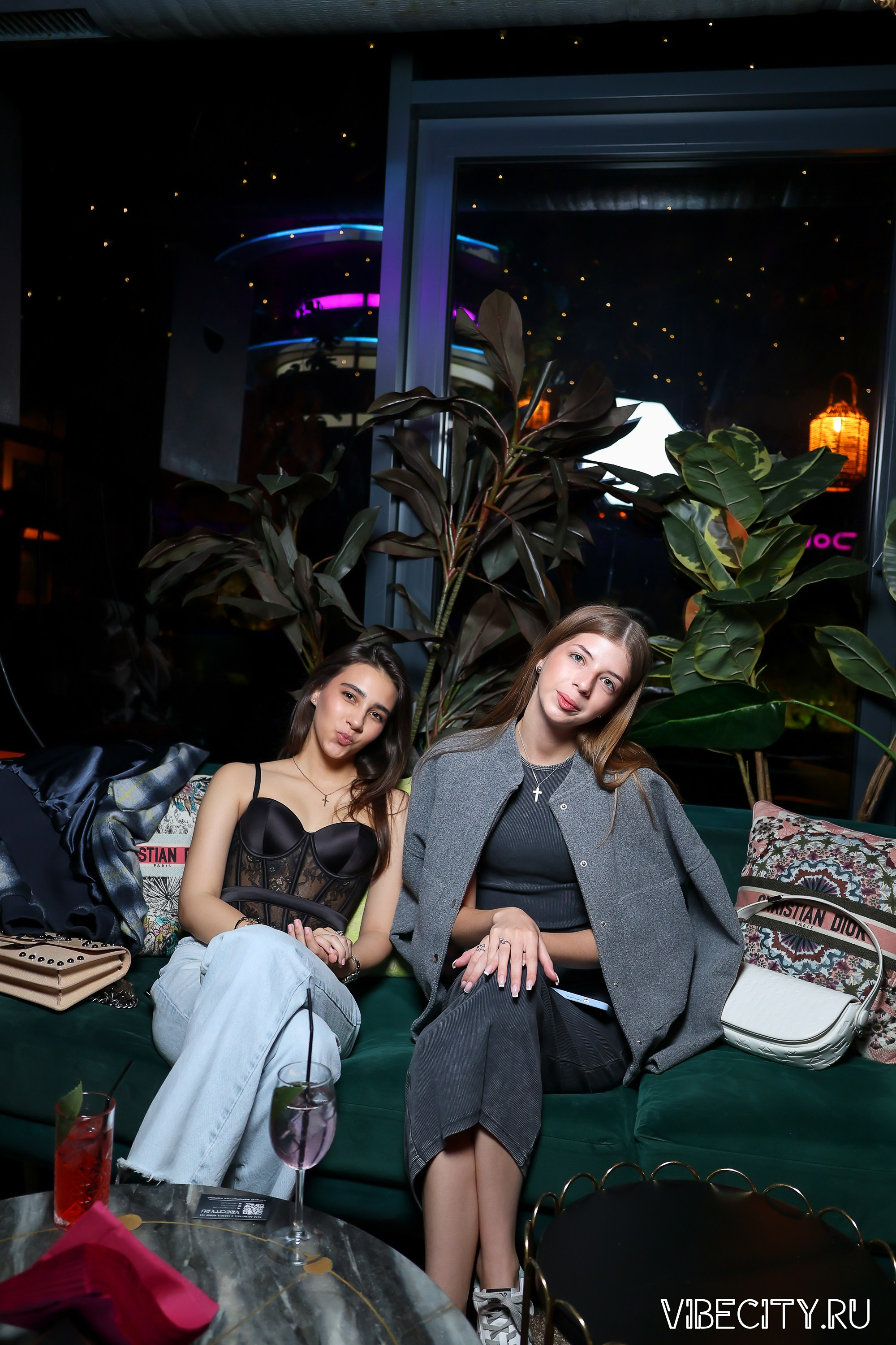 DOUBLE U. VIBECITY.RU Вайб Сити Ру Фоторепортажи Фотоотчеты Калининград