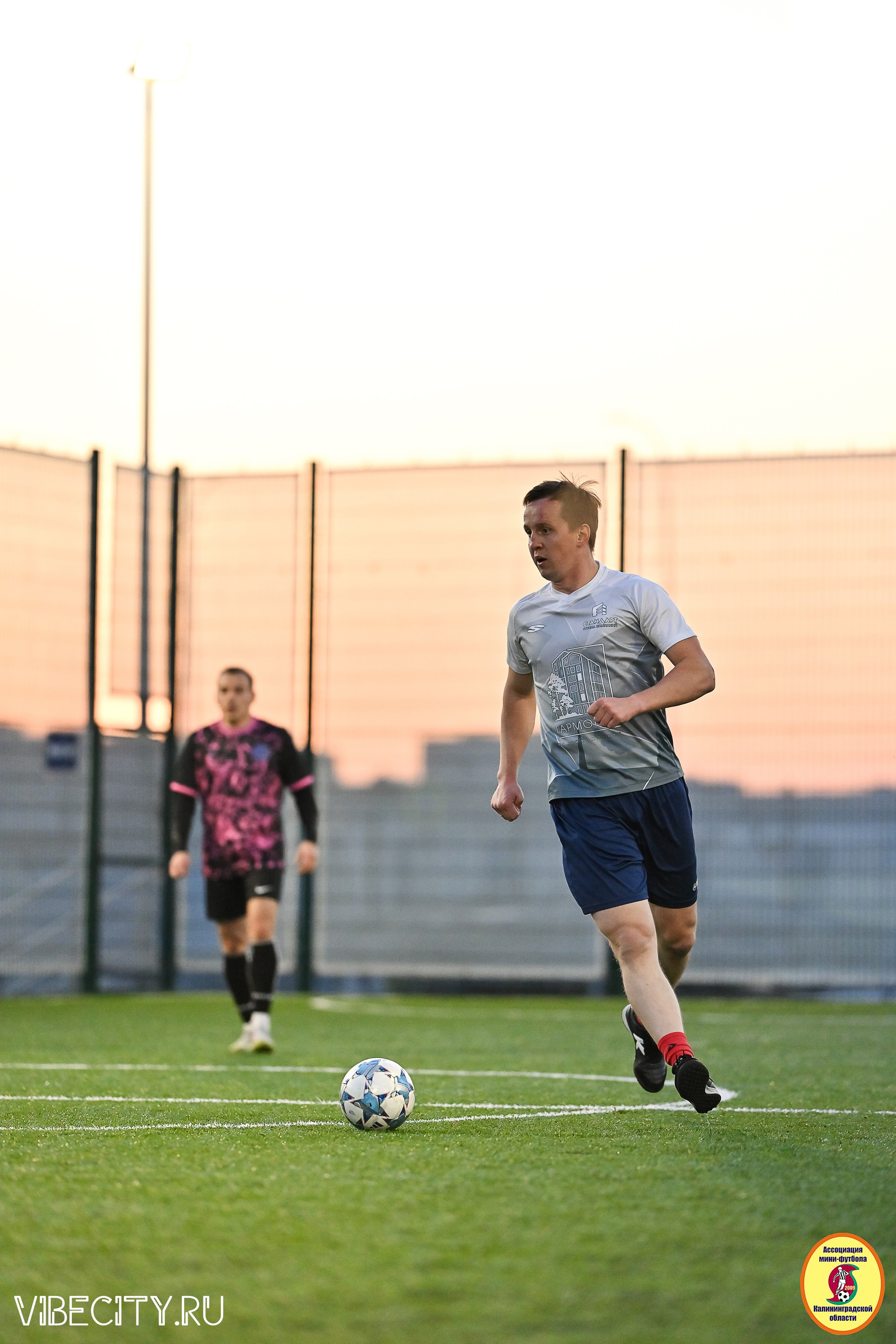 ИГРЫ МИНИ-ФУТБОЛЬНОЙ И КОРПОРАТИВНОЙ ЛИГИ. VIBECITY.RU Вайб Сити Ру Фоторепортажи Фотоотчеты Калининград