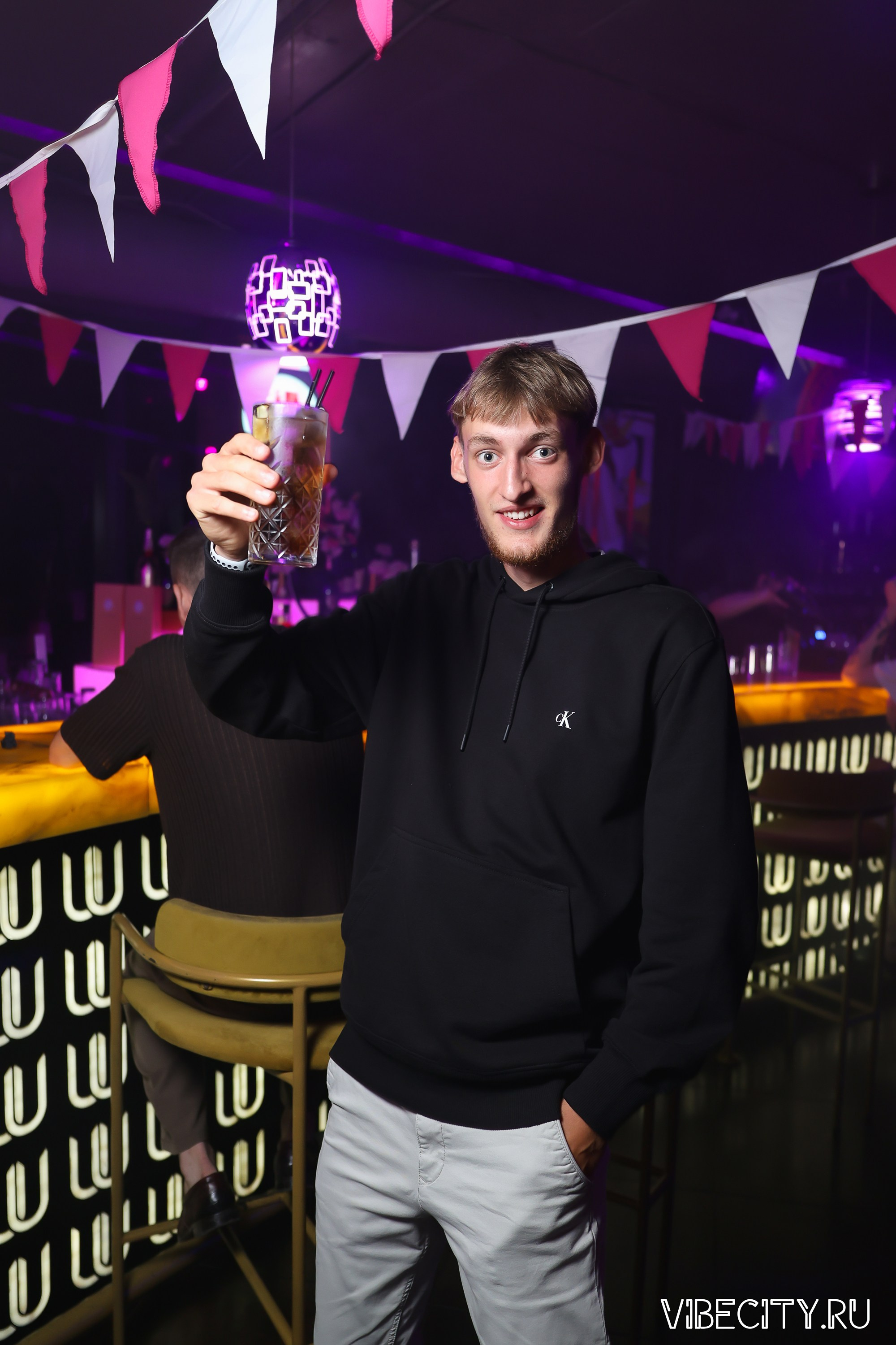 DOUBLE U. VIBECITY.RU Вайб Сити Ру Фоторепортажи Фотоотчеты Калининград