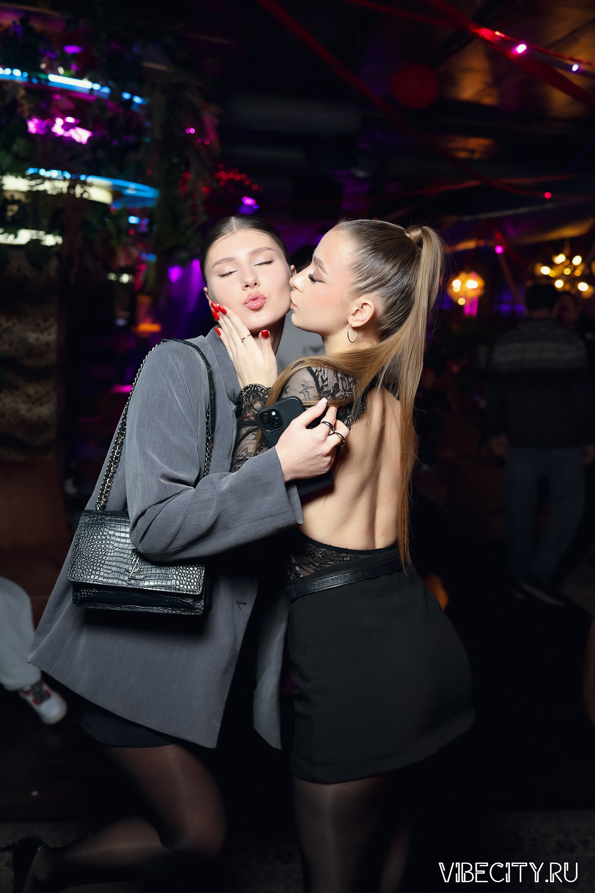 DOUBLE U. VIBECITY.RU Вайб Сити Ру Фоторепортажи Фотоотчеты Калининград