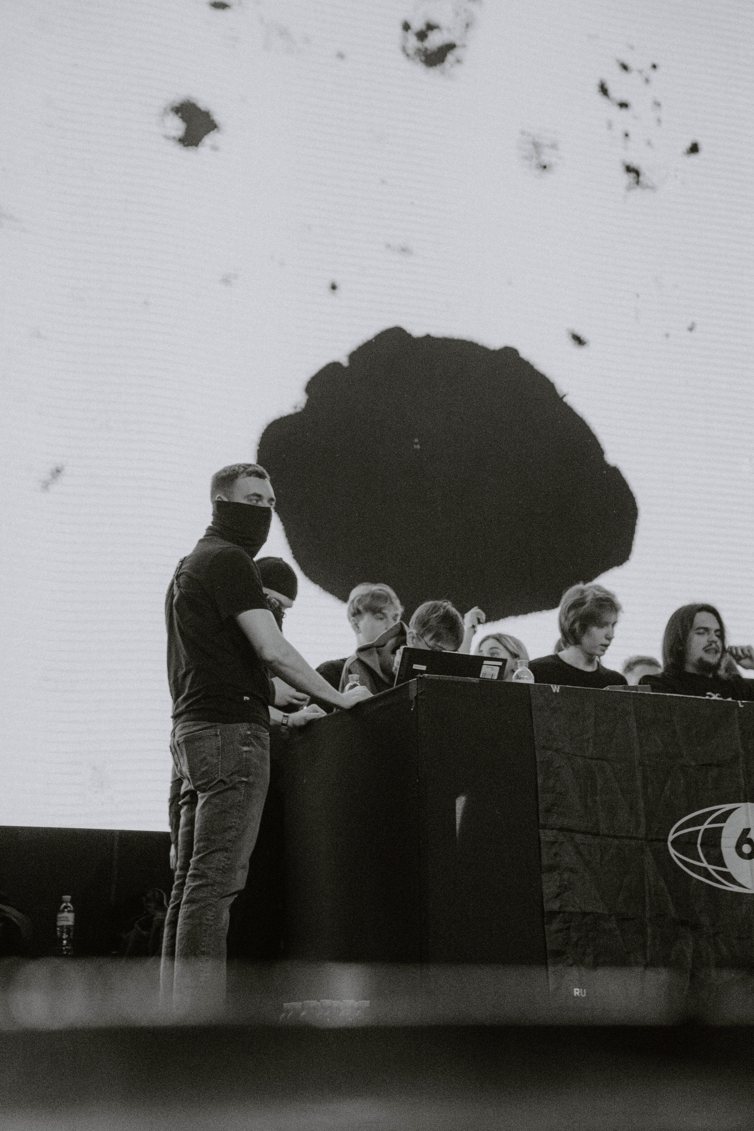 Бэкстейдж Whole Lotta Swag. Главная