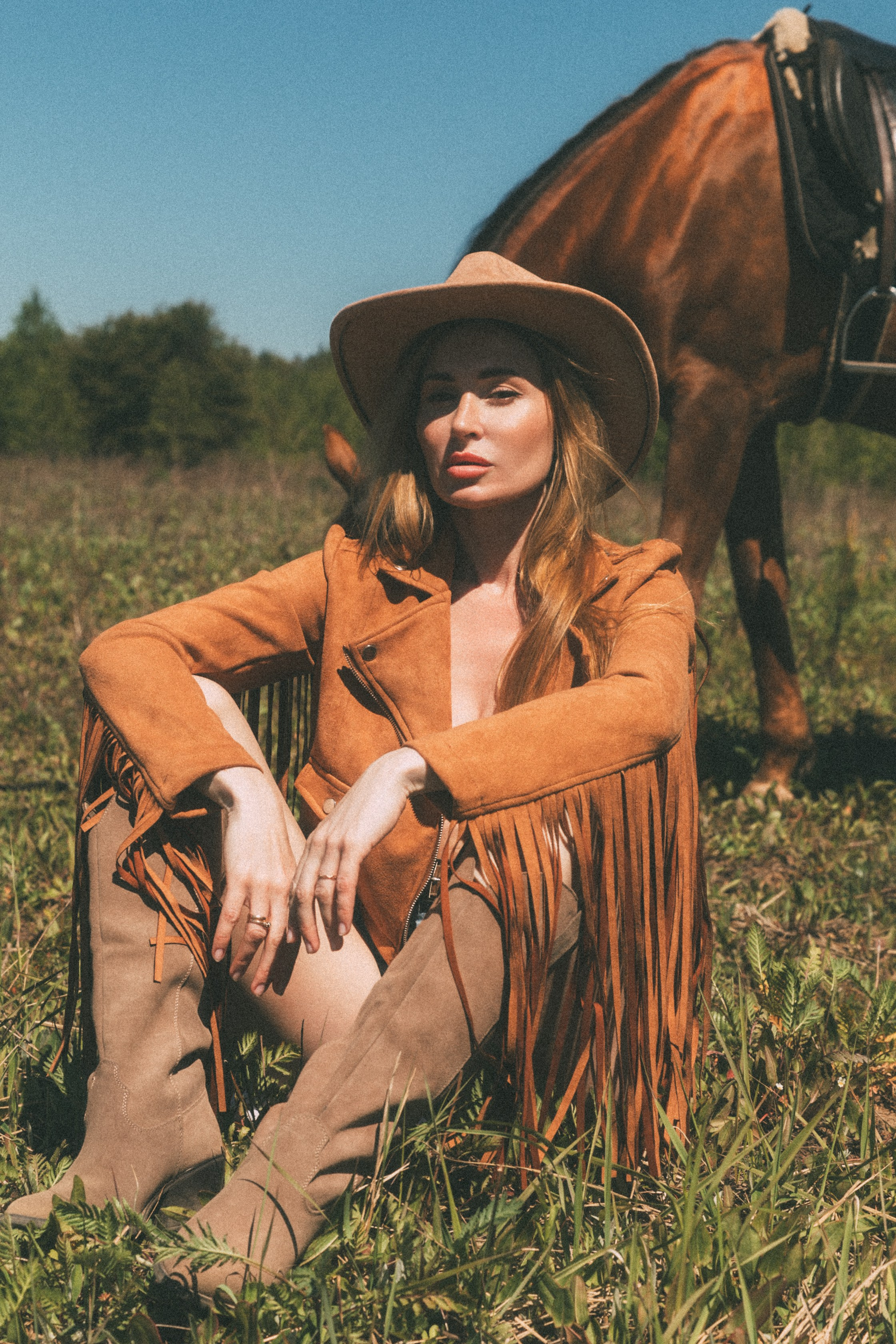 Улица & природа. Модель Москва каталожная и творческая съемка Anna Antlers