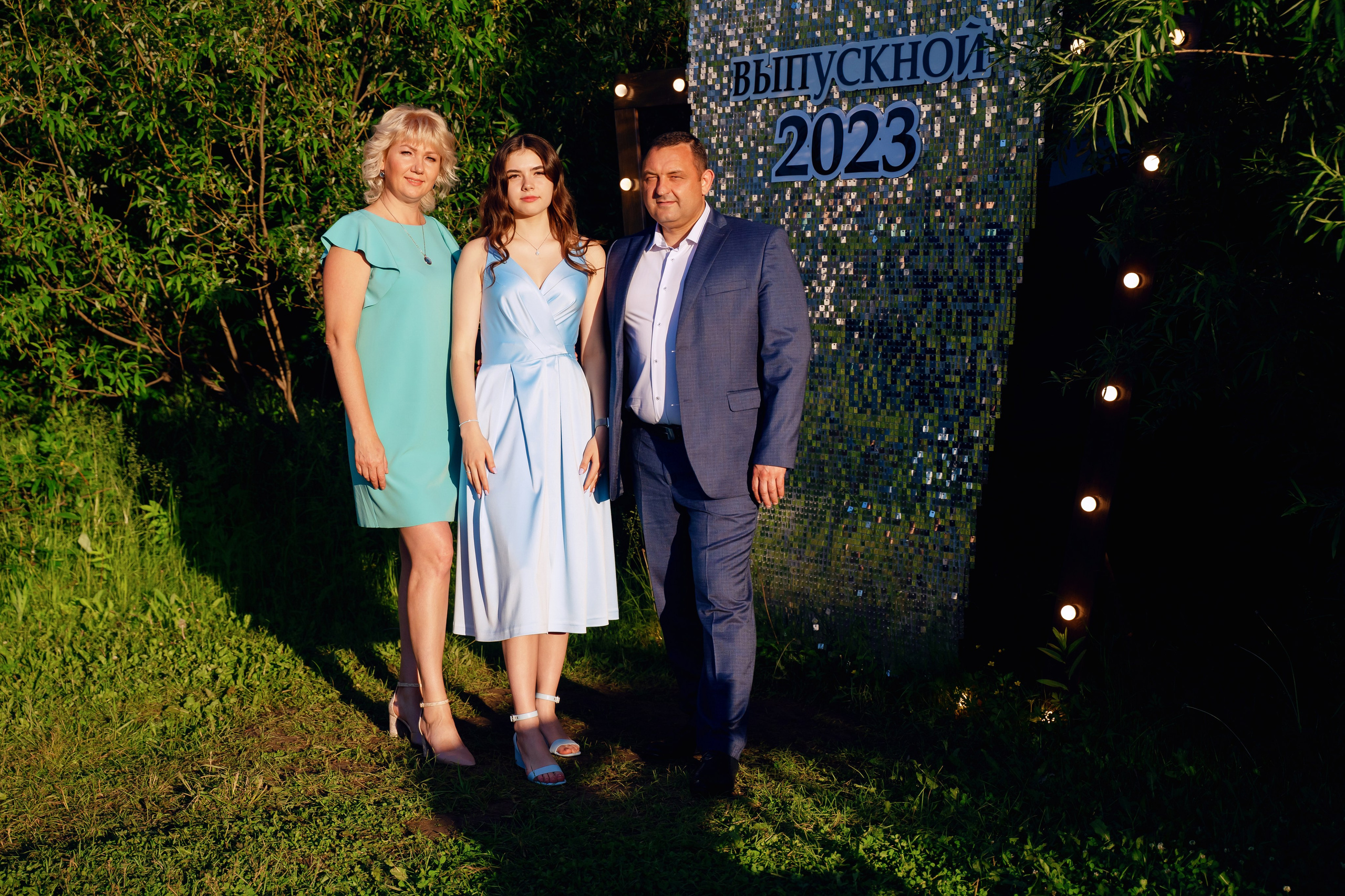 Выпускной 11 класс. Фотограф Ким Наталья в Красноярске