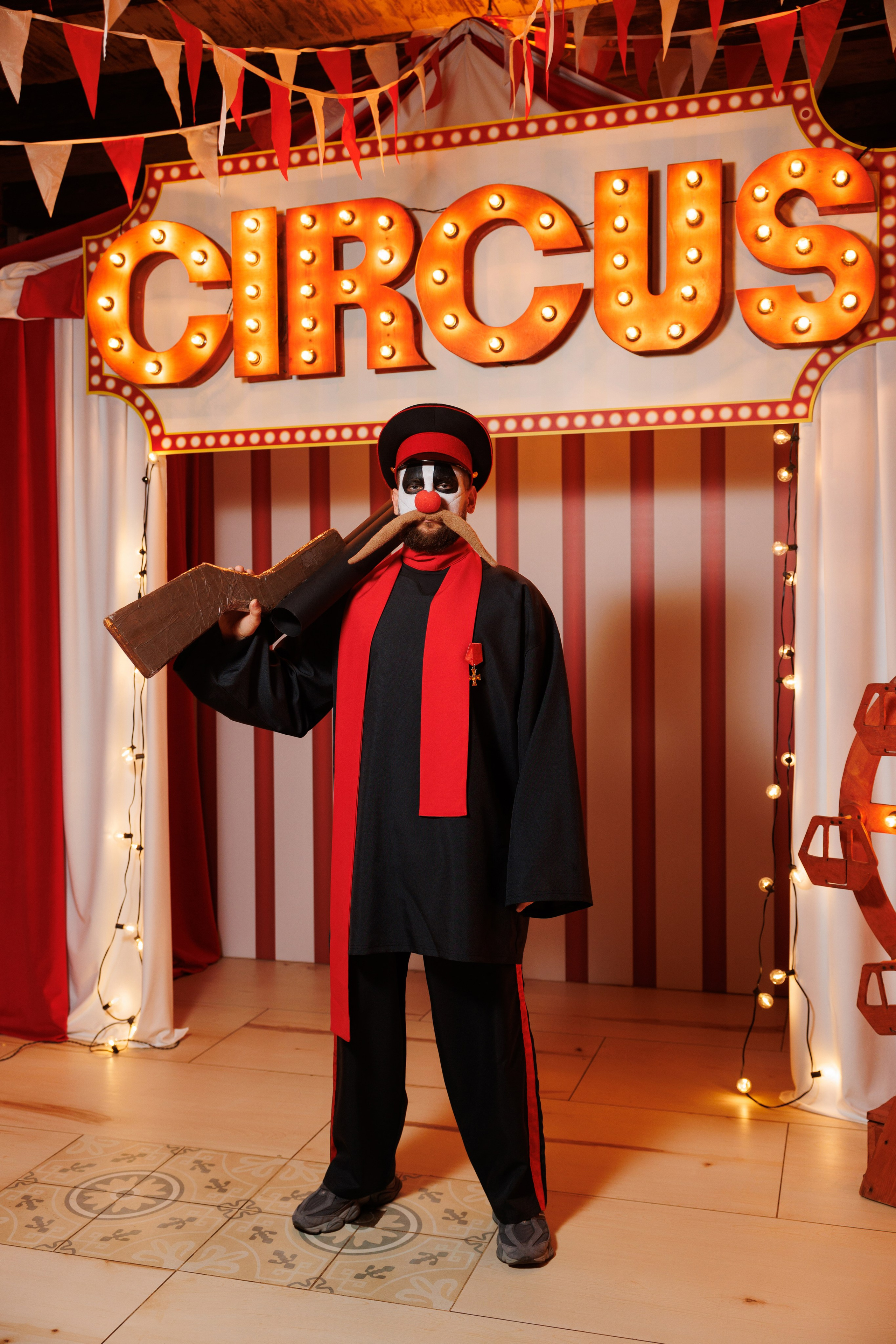 Корпоратив в стиле «Цирк». Репортажный фотограф Ольга Кочетова в Москве