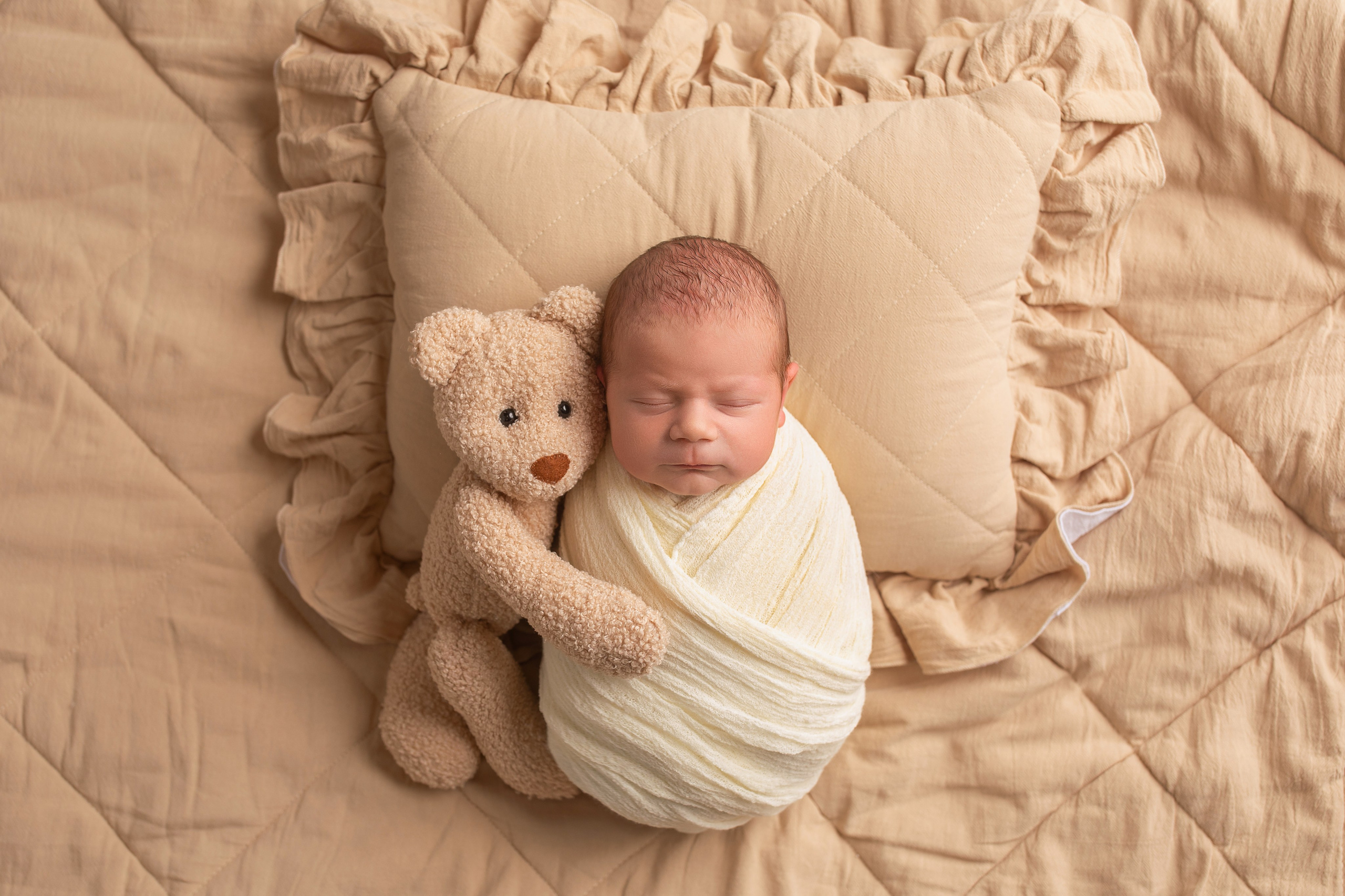 Мирон. Фотограф новорожденных и беременности в Хабаровске Варвара Титаева