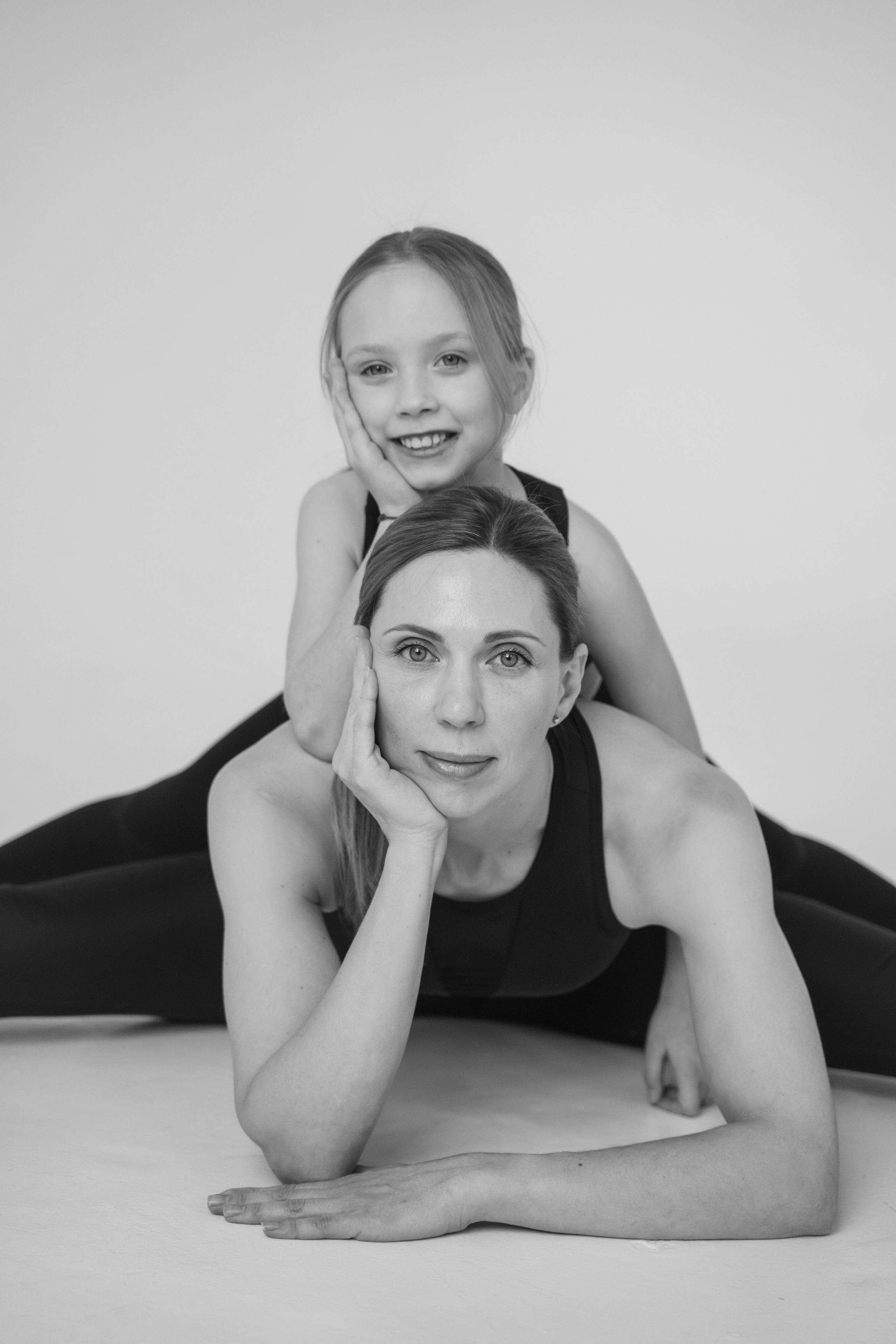 Мама и дочь. Главная