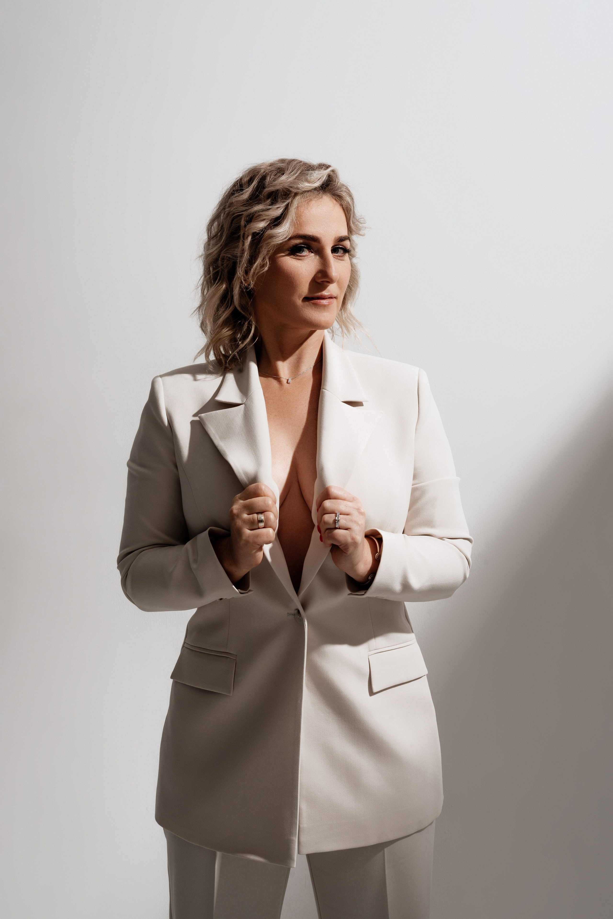 Студийная на циклораме. Фотограф Алексин, Тула