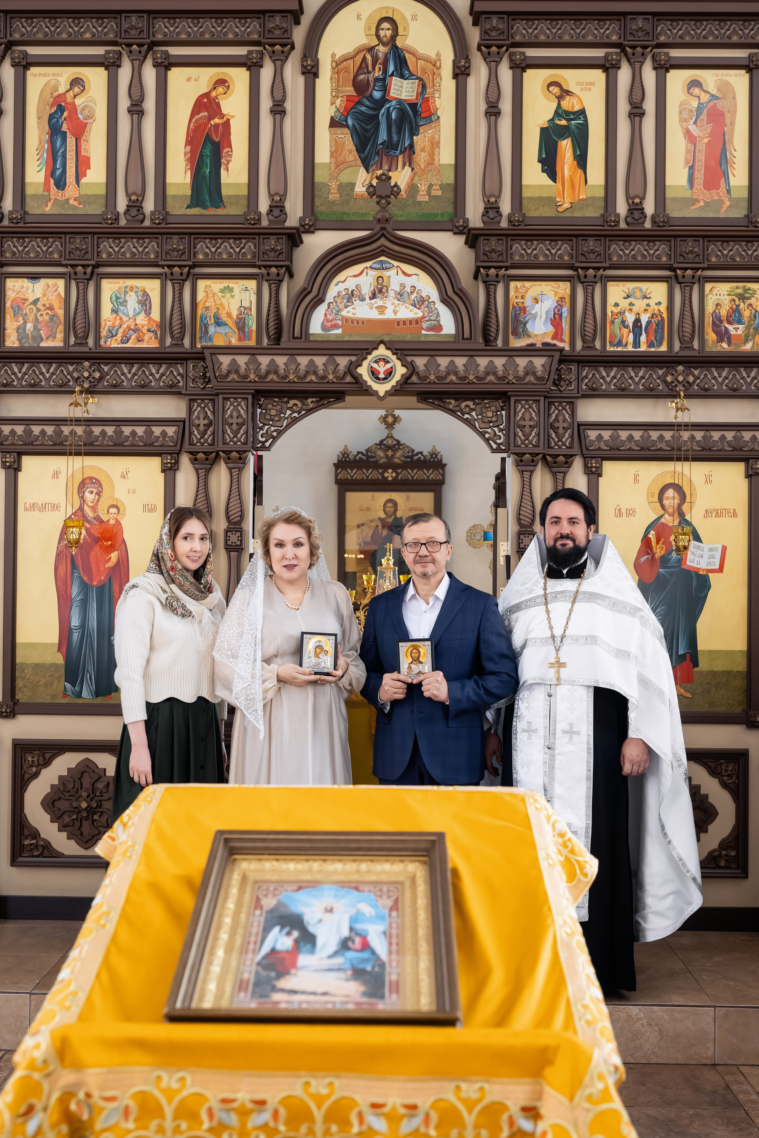 Храм Страстотерпцев (п.Южный). Церковный фотограф на Таинство Крещения и Венчания в Оренбурге и Оренбургской области Екатерина Белкина