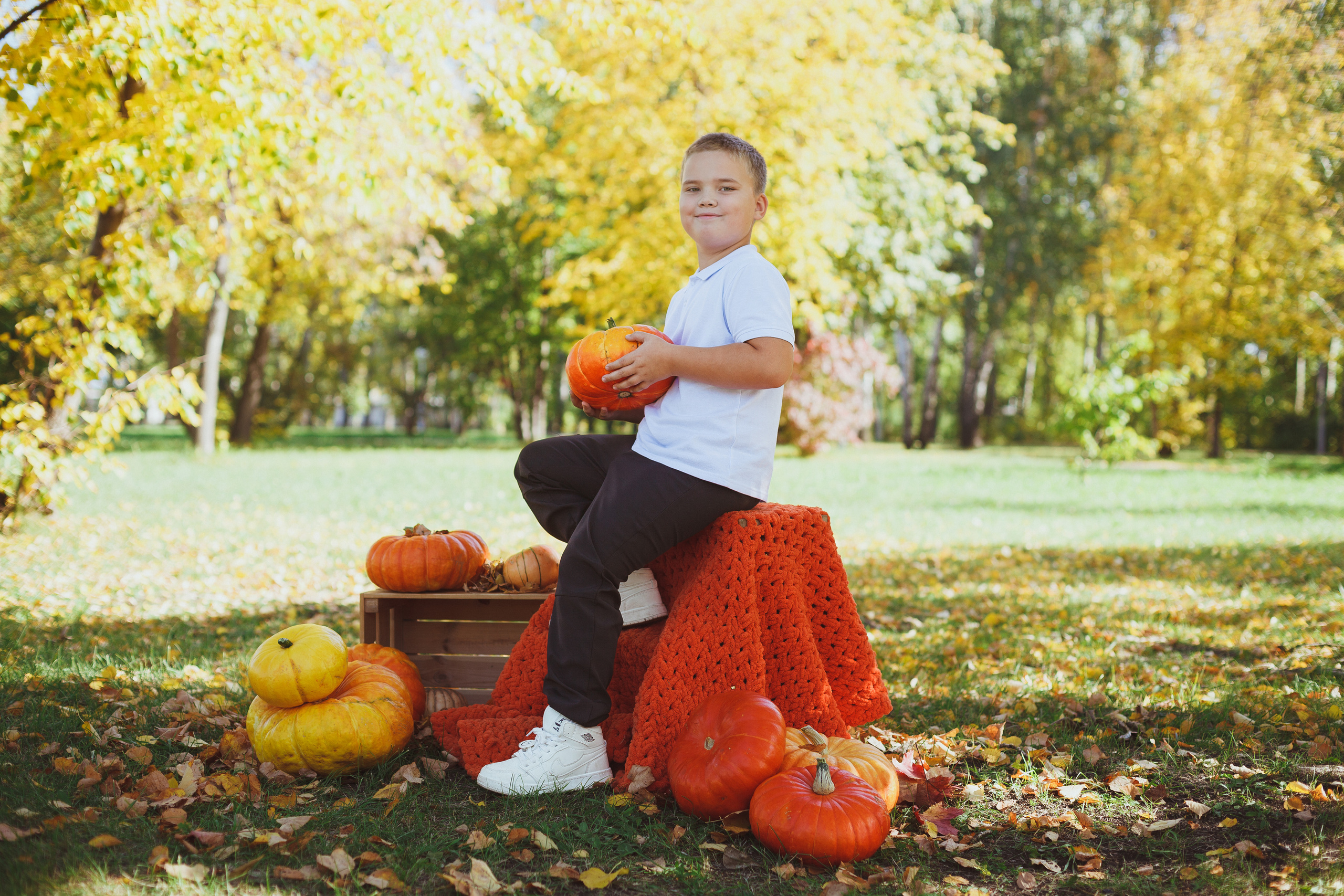 Школьная фотосессия на 31 августа. 1,2,3 сентября. Портреты детей 4-6 штук. Групповые общие 2-5 шт. Цена 450р. (1). Семейный и детский фотограф в Сухом Логу Ольга Кайгородова