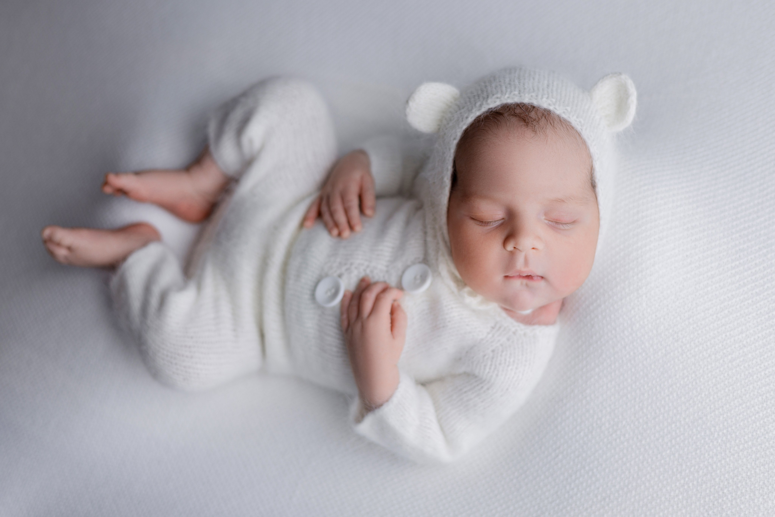 Артур. Евгения Горбунова фотограф новорожденных в Новом Уренгое