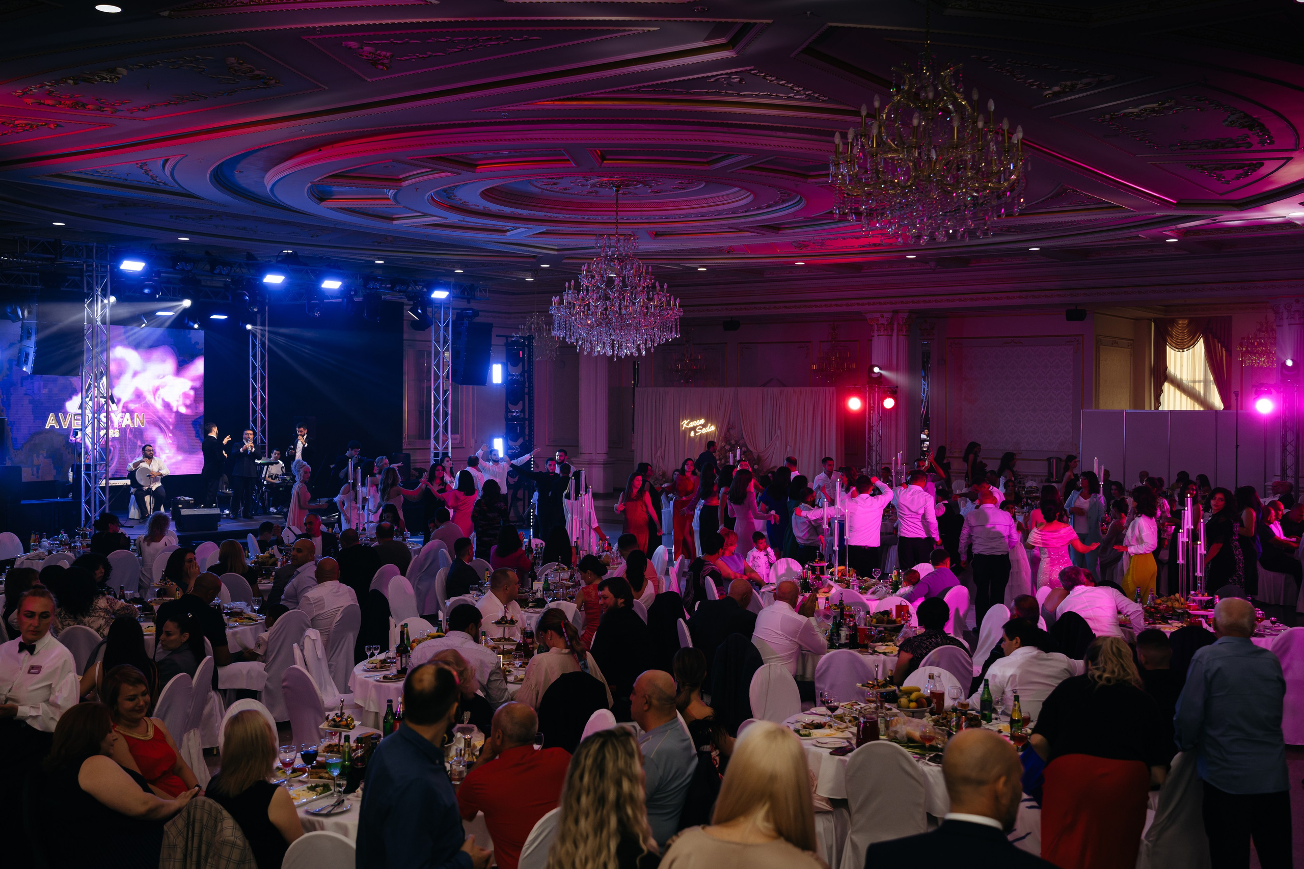 Карен и Сэда. Свадебный фотограф Красноярск Вязьминова Мария