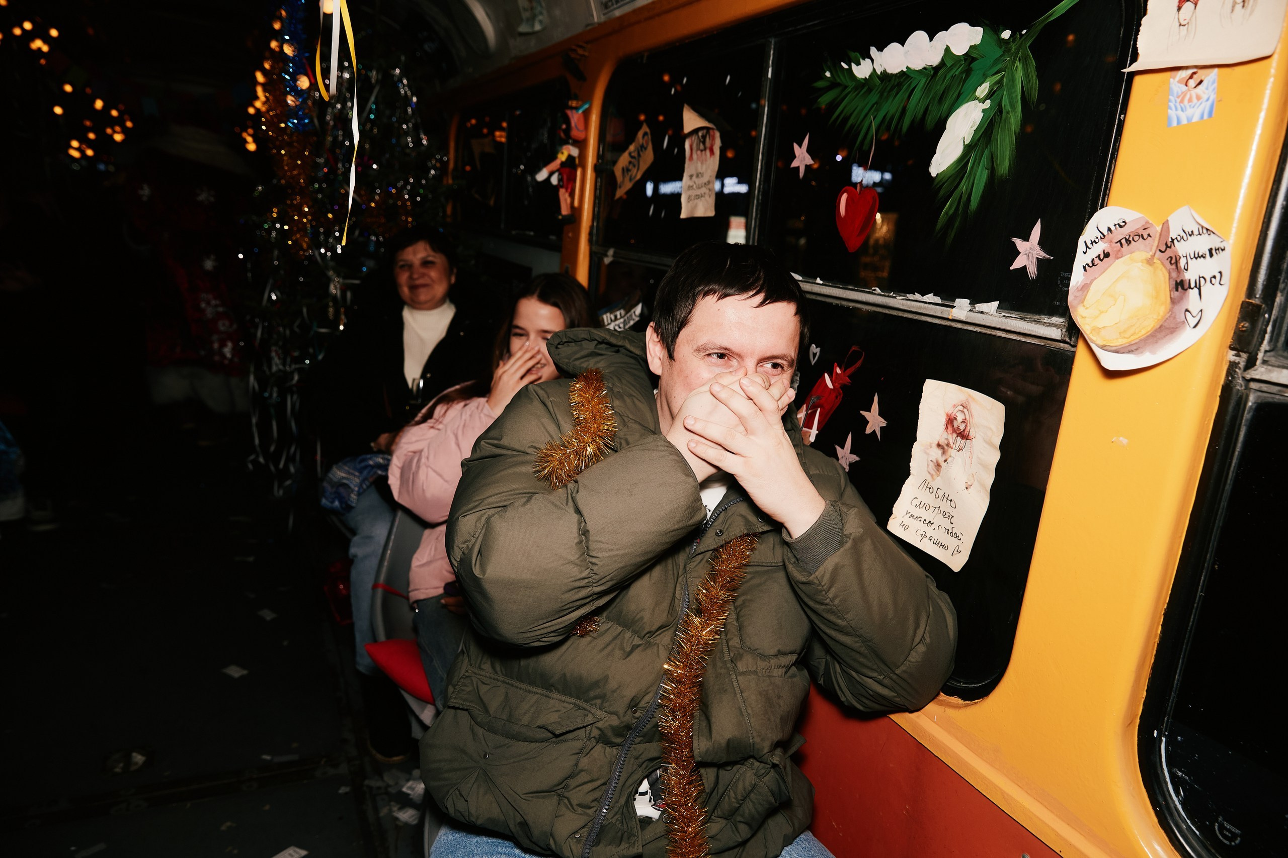 Новогодний трамвай 2026. Свадебный репортажный фотограф краснодар максим дремов дрёмов фотосессия студия цена