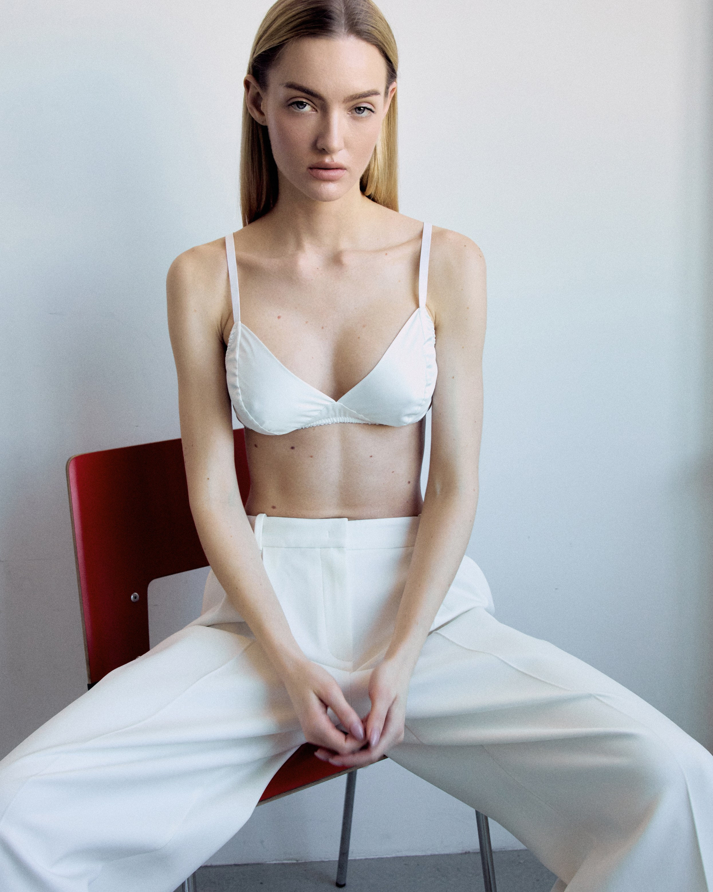 Anna. Фотограф для брендов в Москве