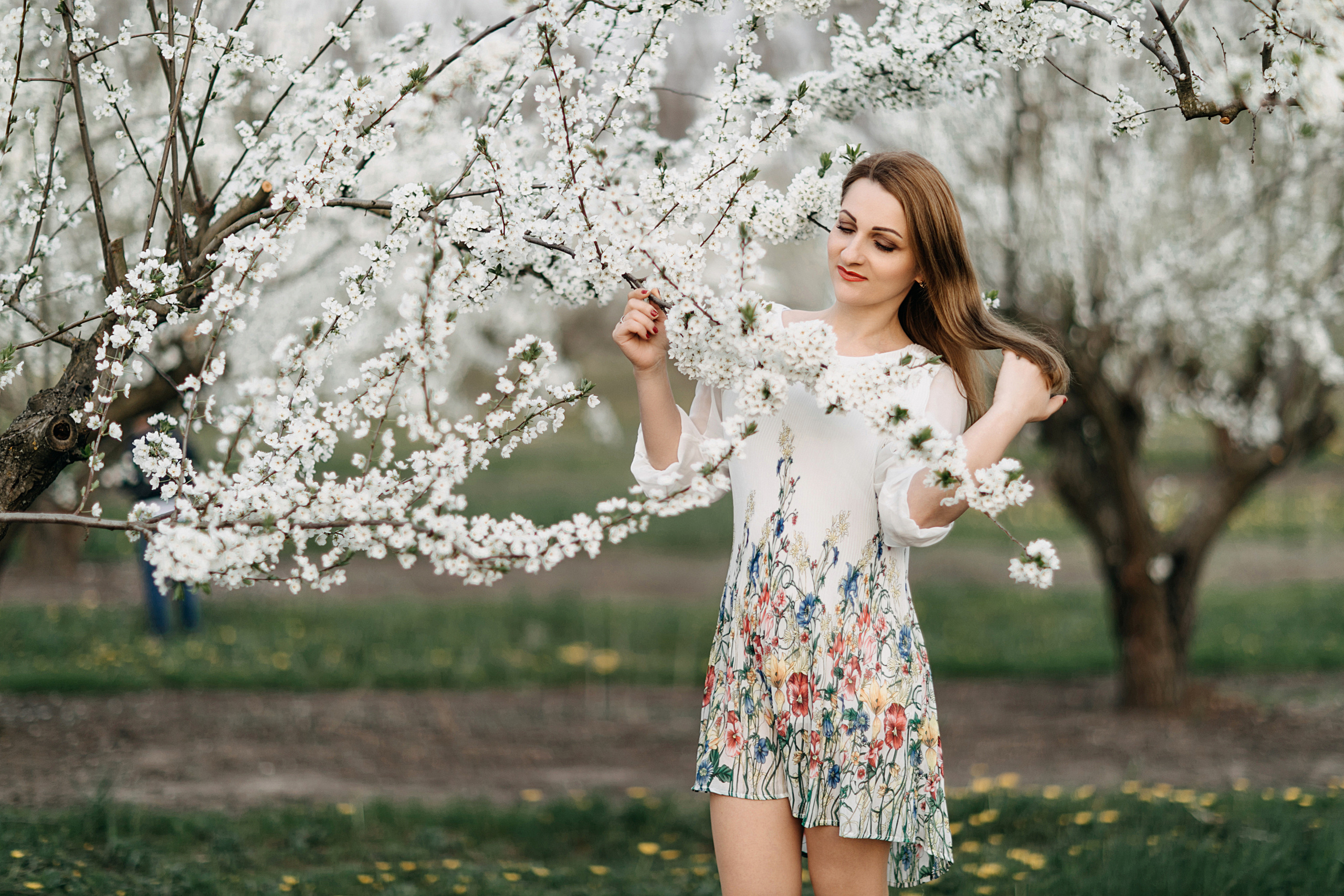 Фотосессия в весеннем саду