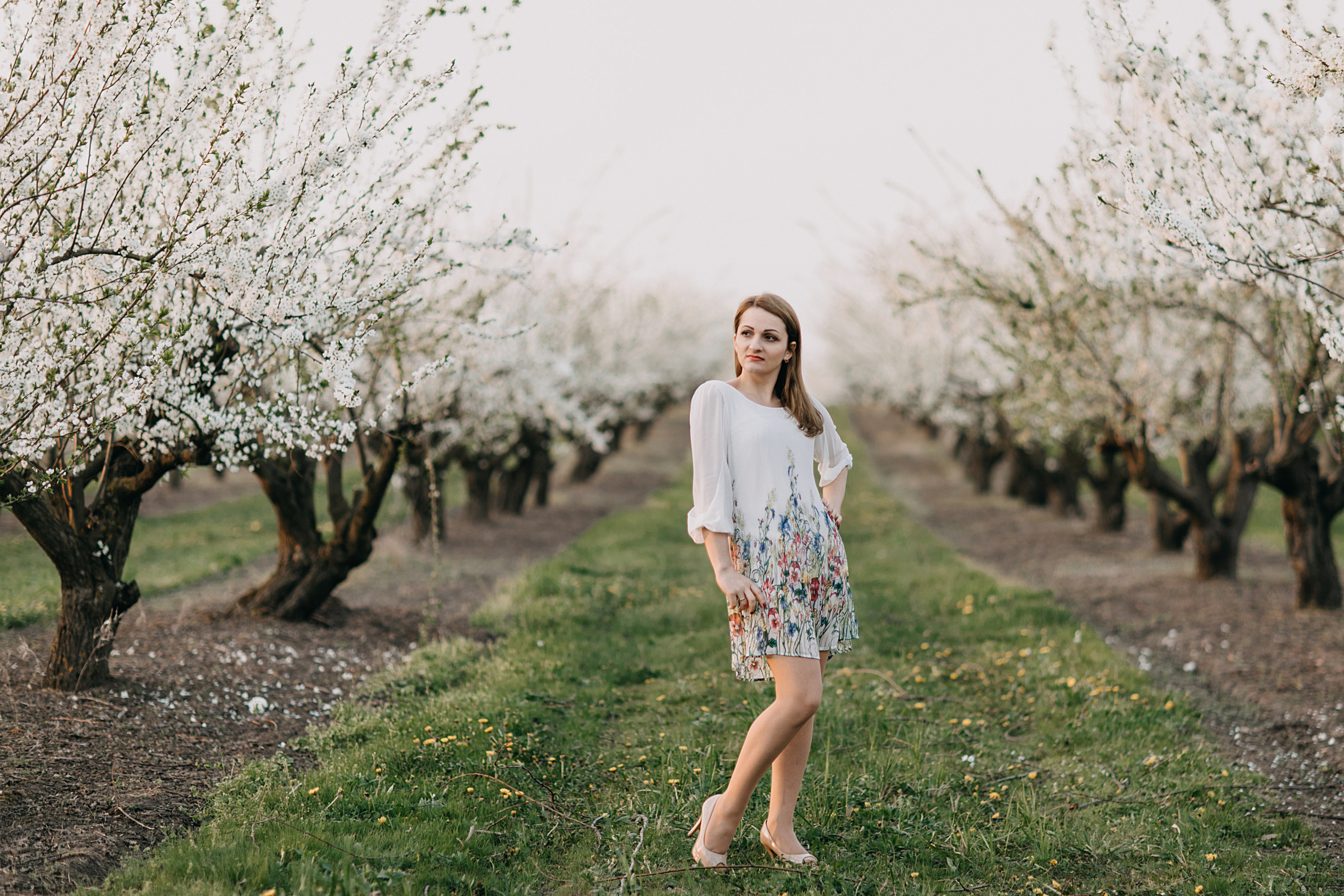 Фотосессия в весеннем саду