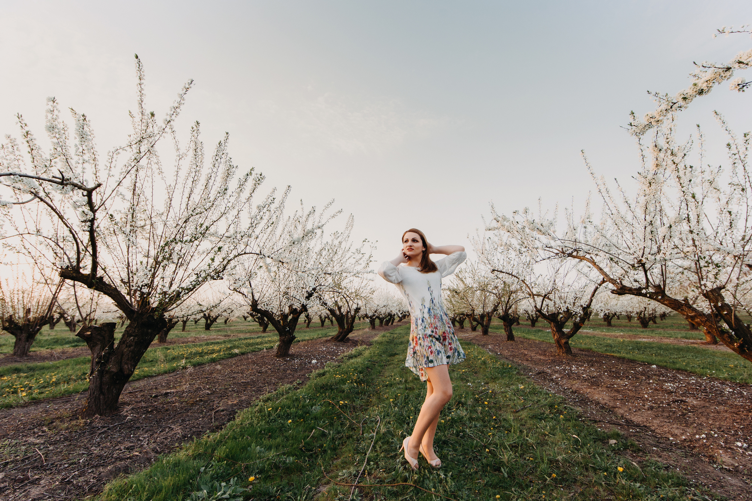 Фотосессия в весеннем саду