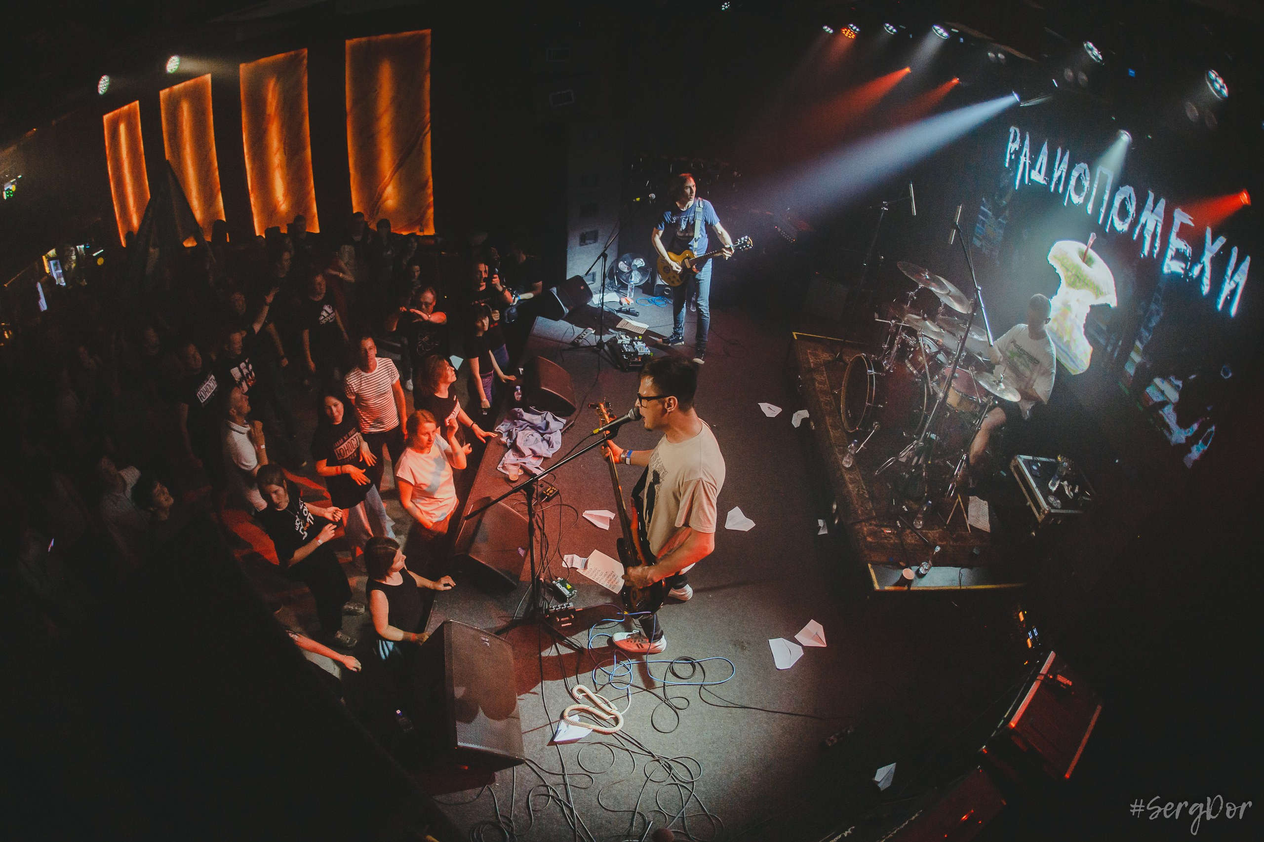 Радиопомехи, Серёга Рудаков, культурный центр Сердце, Шум Земли, концерт, флаги, Санкт-Петербург, СПб, 22.06.2024, SergDor, 22 июня 2024 года, #SergDor