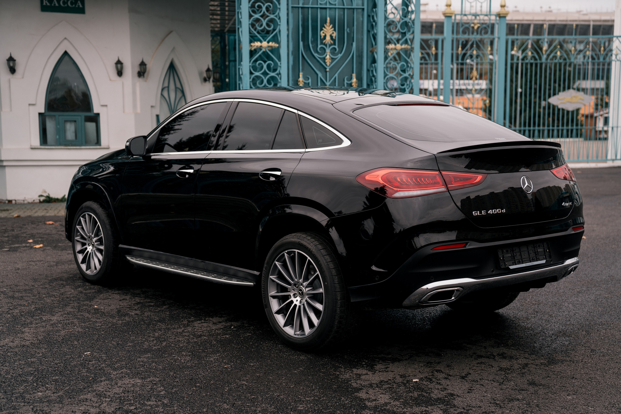 Mercedes-Benz GLE 400D. Идеальные портреты для соцсетей — Фотограф Ленар