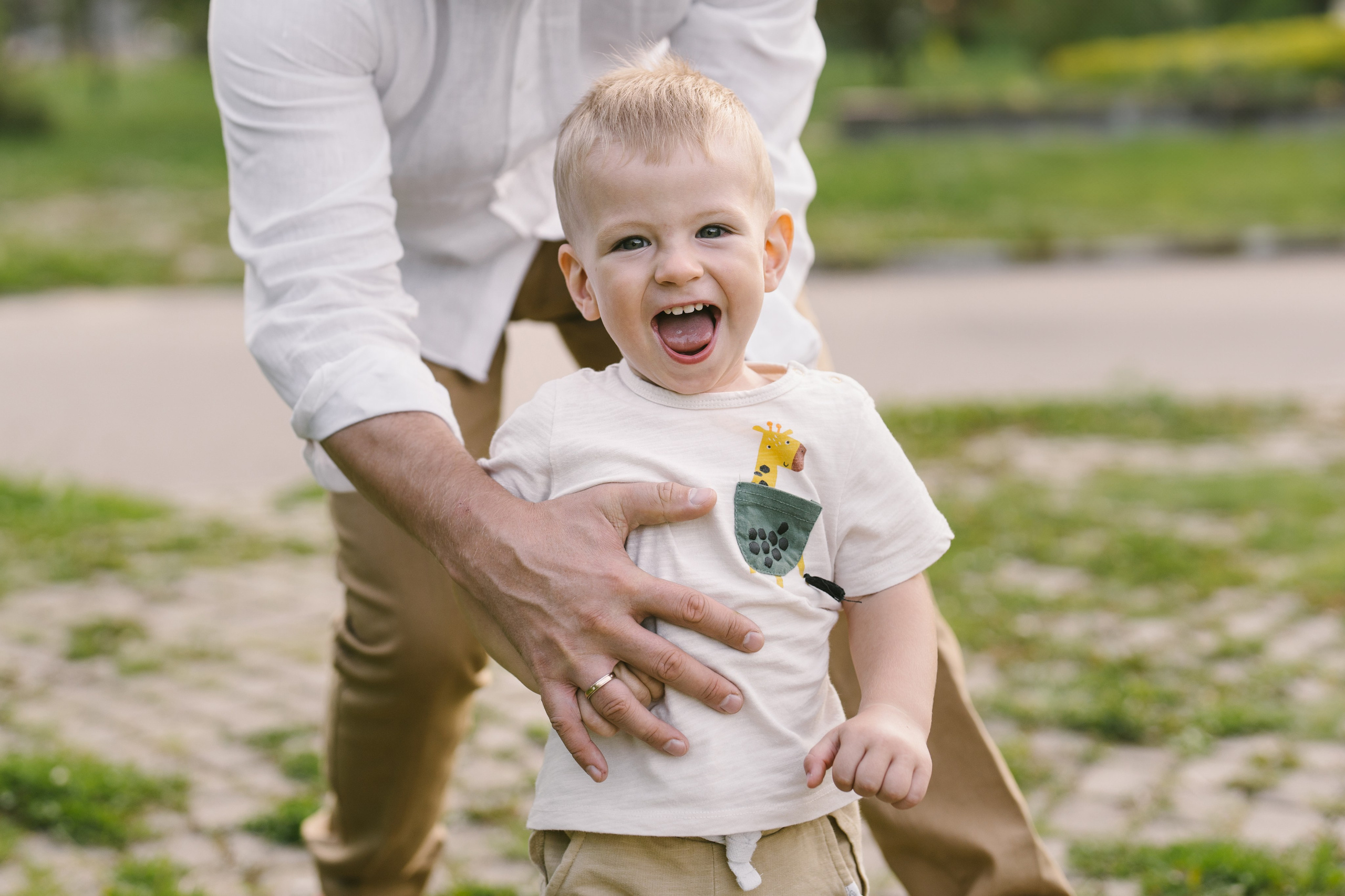 Семейная фотосессия в парке. Детский, семейный и ньюборн фотограф в Москве Юлия Шуарт