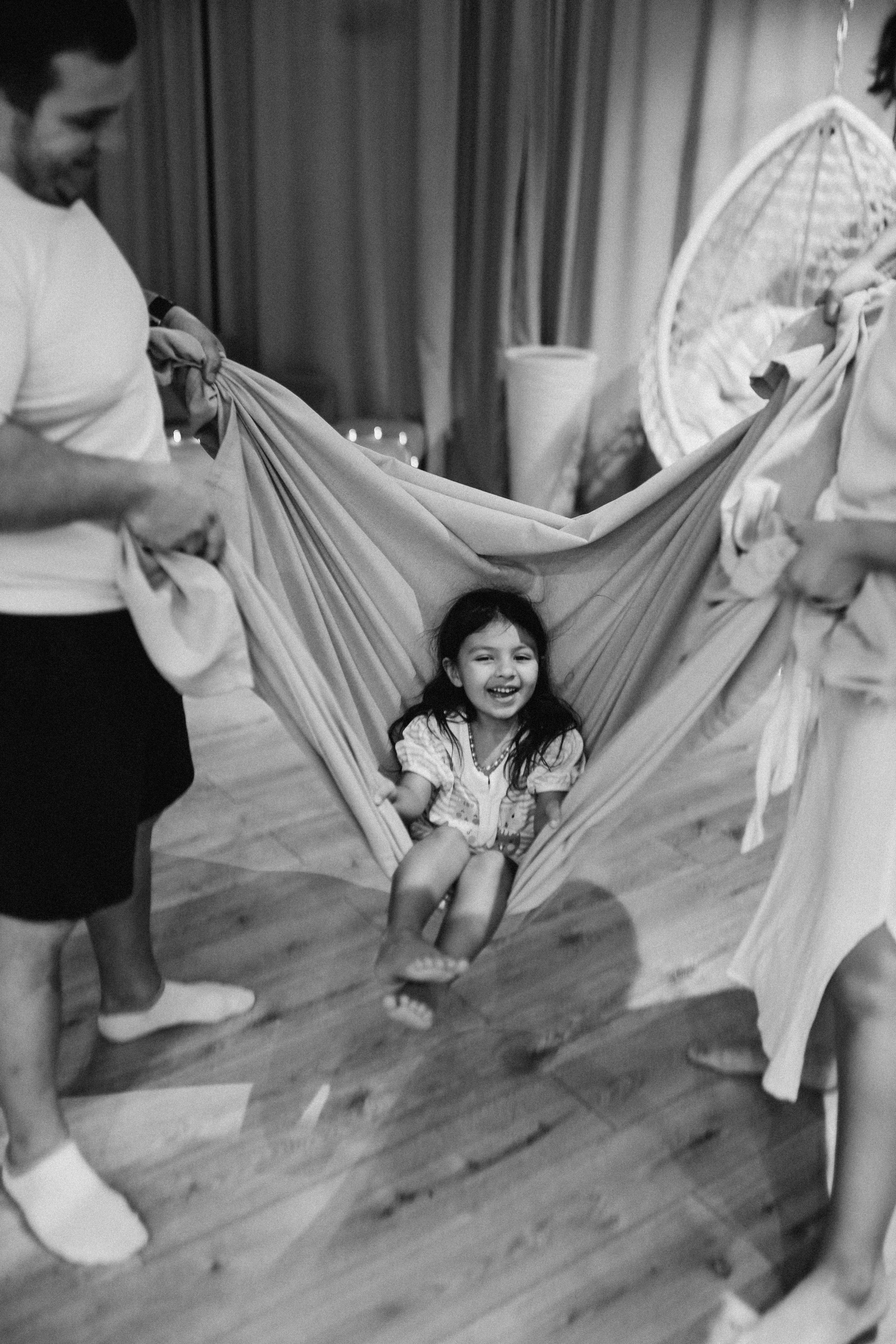 ЧБ. Фотограф в Жезказгане. Графический дизайнер