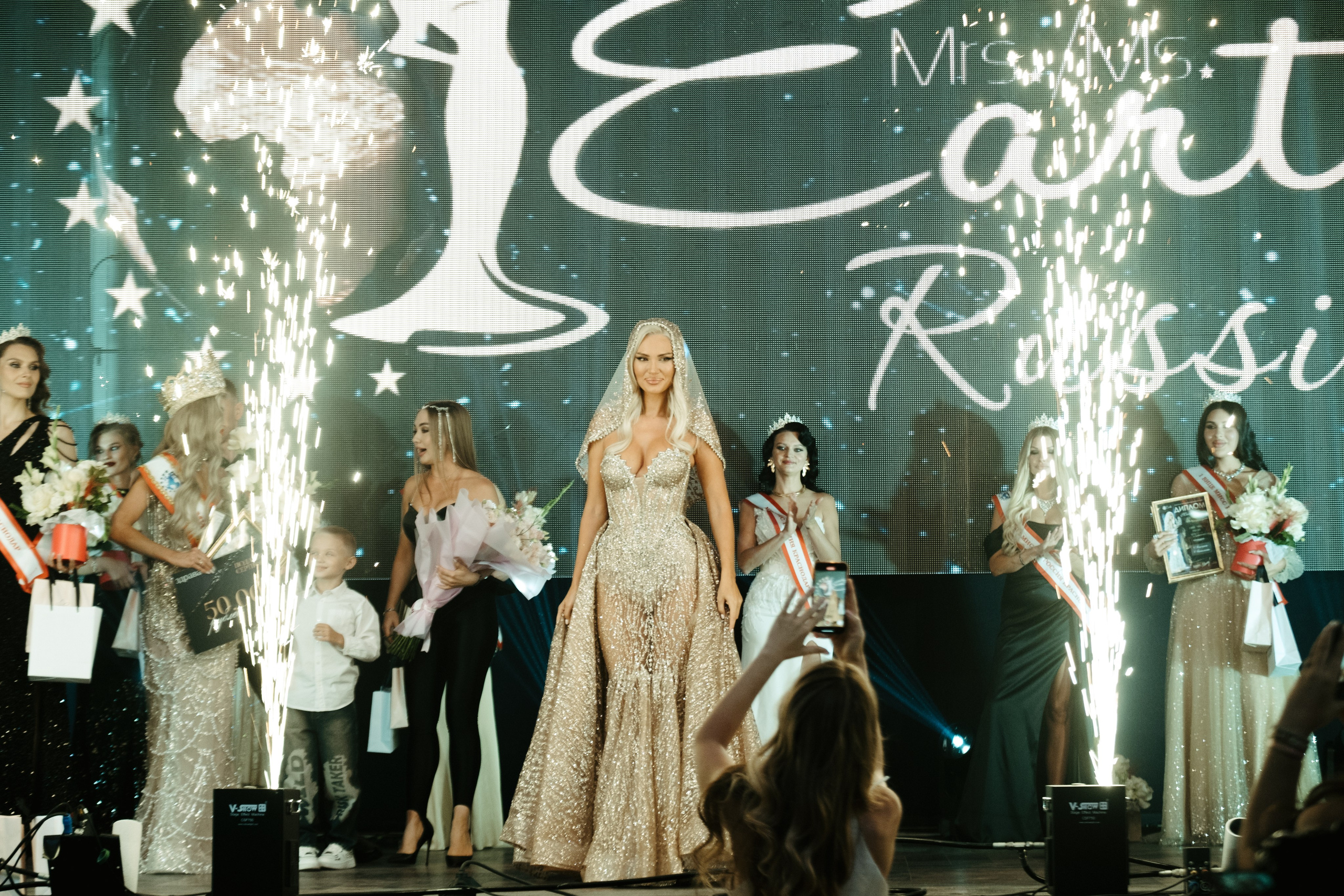 Мисс и Миссис Россия Земли Краснодар 2025 программа. Свадебный и репортажной фотограф Денис Ожигин в Краснодаре и Краснодарском крае