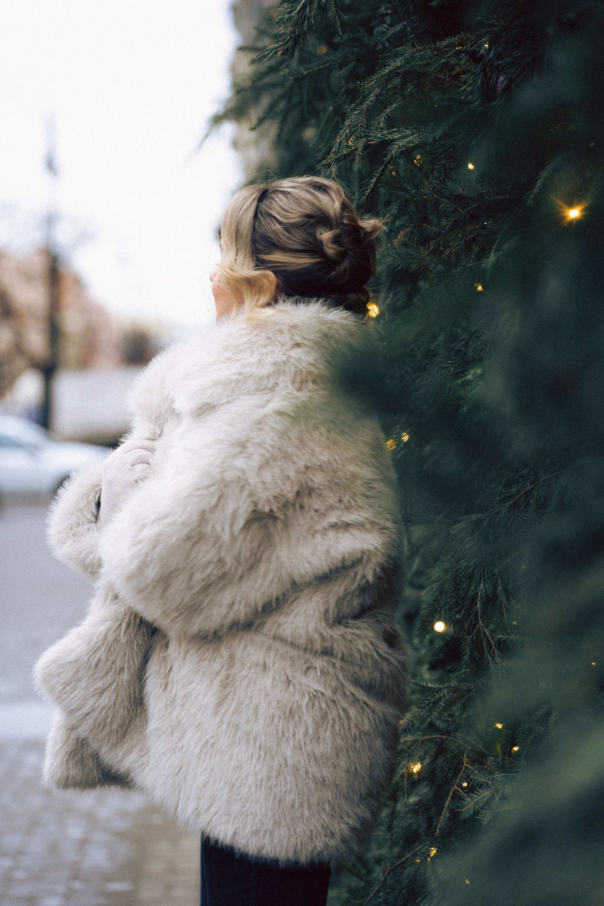 НОВОГОДНЯЯ ФОТОСЕСИИЯ В СТУДИИ ДЛЯ ДЕВУШКИ И ПРОГУЛКА ПО ЧЕРНЫШЕВСКОЙ. Профессиональный фотограф, Санкт-Петербург — Виктория Богомолова