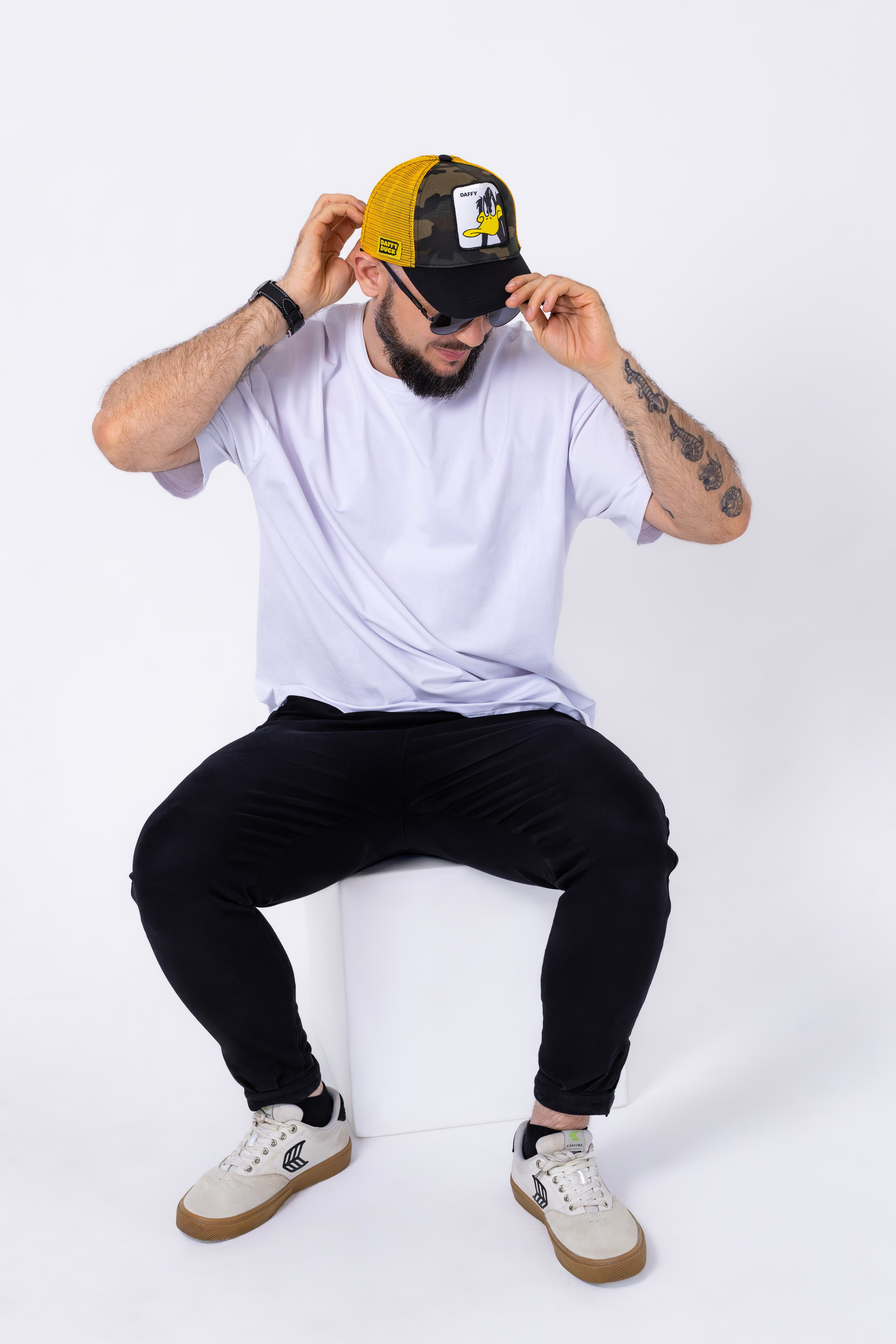 Кепка Даффи. Фотограф ювелирных украшений в Санкт-Петербурге Воробьева Мария