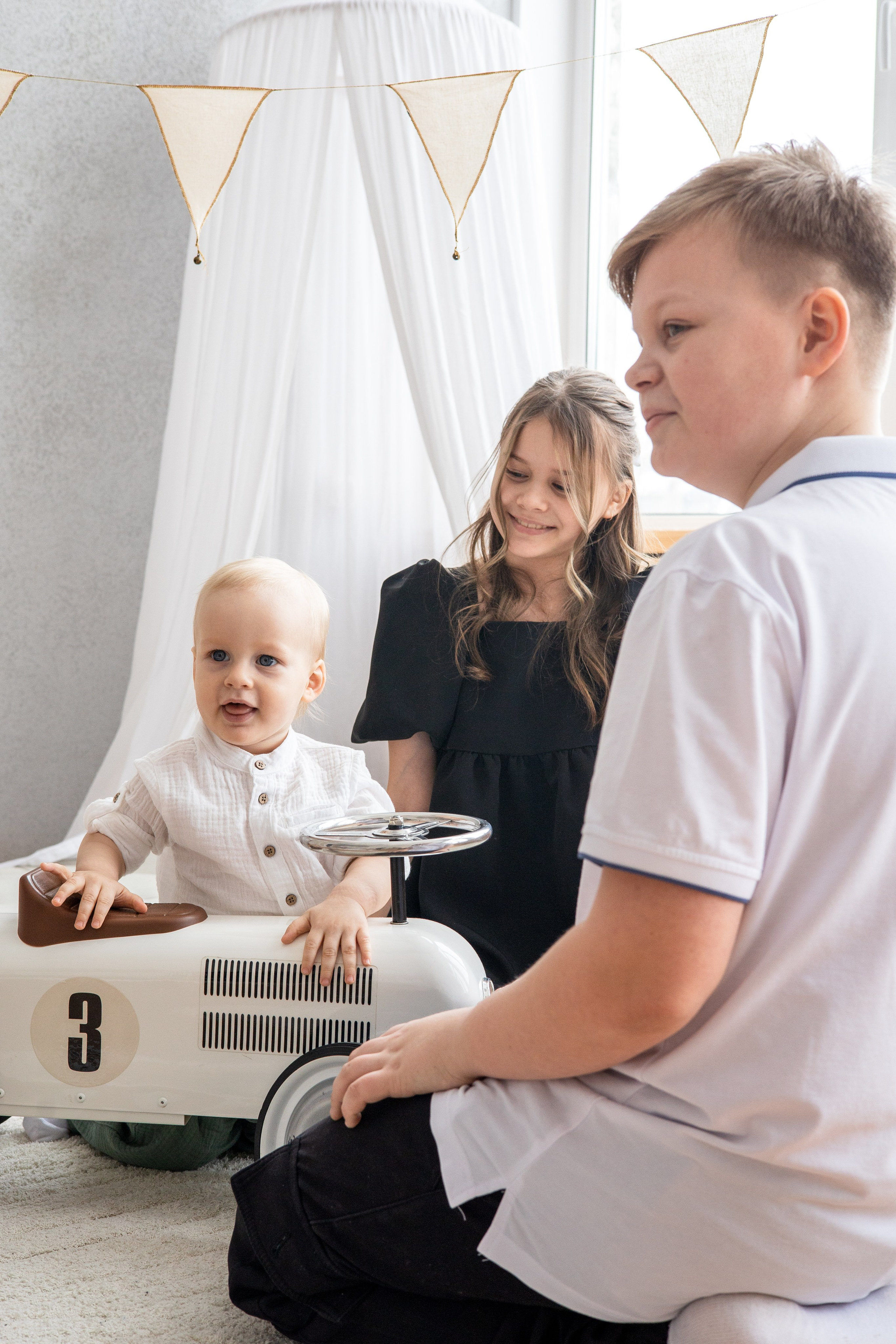 Елисею 1 годик. Настя Лекса. фотограф г. Красноярск