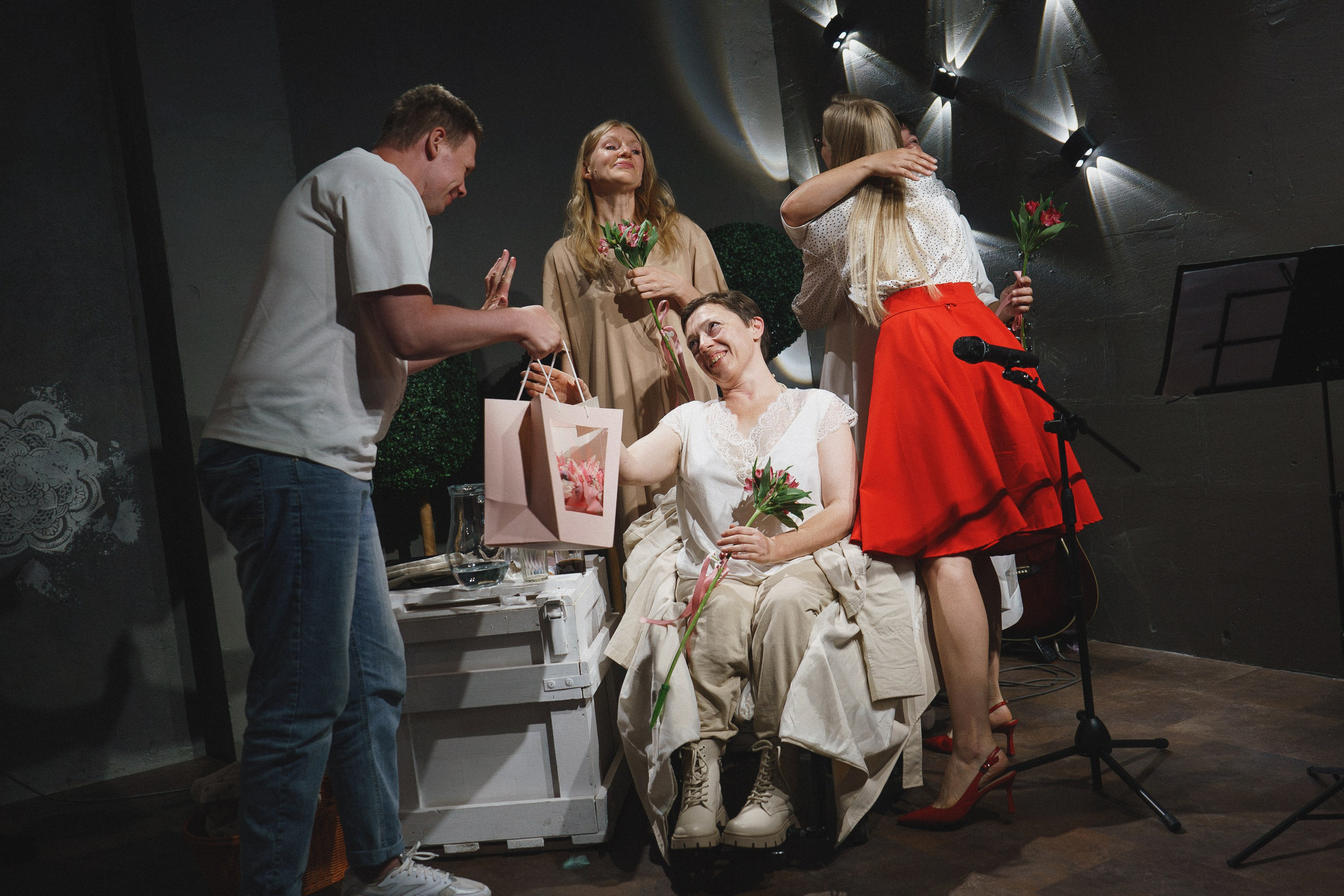 Спектакль-концерт «Как девица из лап смерти выбиралась». Фотомастерская Воробьевых