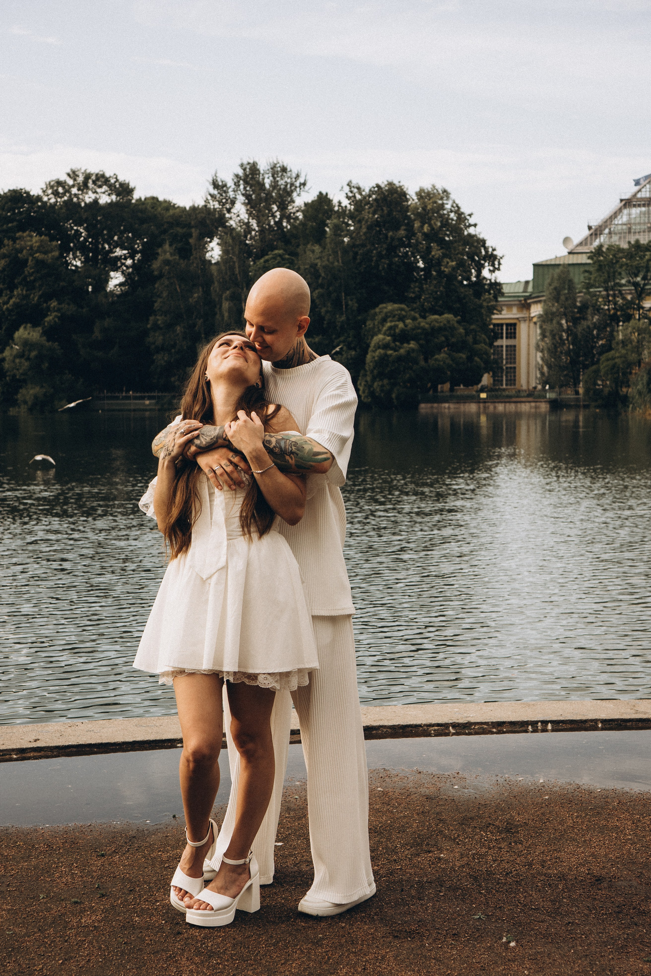 СВАДЕБНАЯ ПРОГУЛКА ПО ТАВРИЧЕСКОМУ САДУ И НЕВСКОЙ РАТУШЕ. Профессиональный фотограф, Санкт-Петербург — Виктория Богомолова