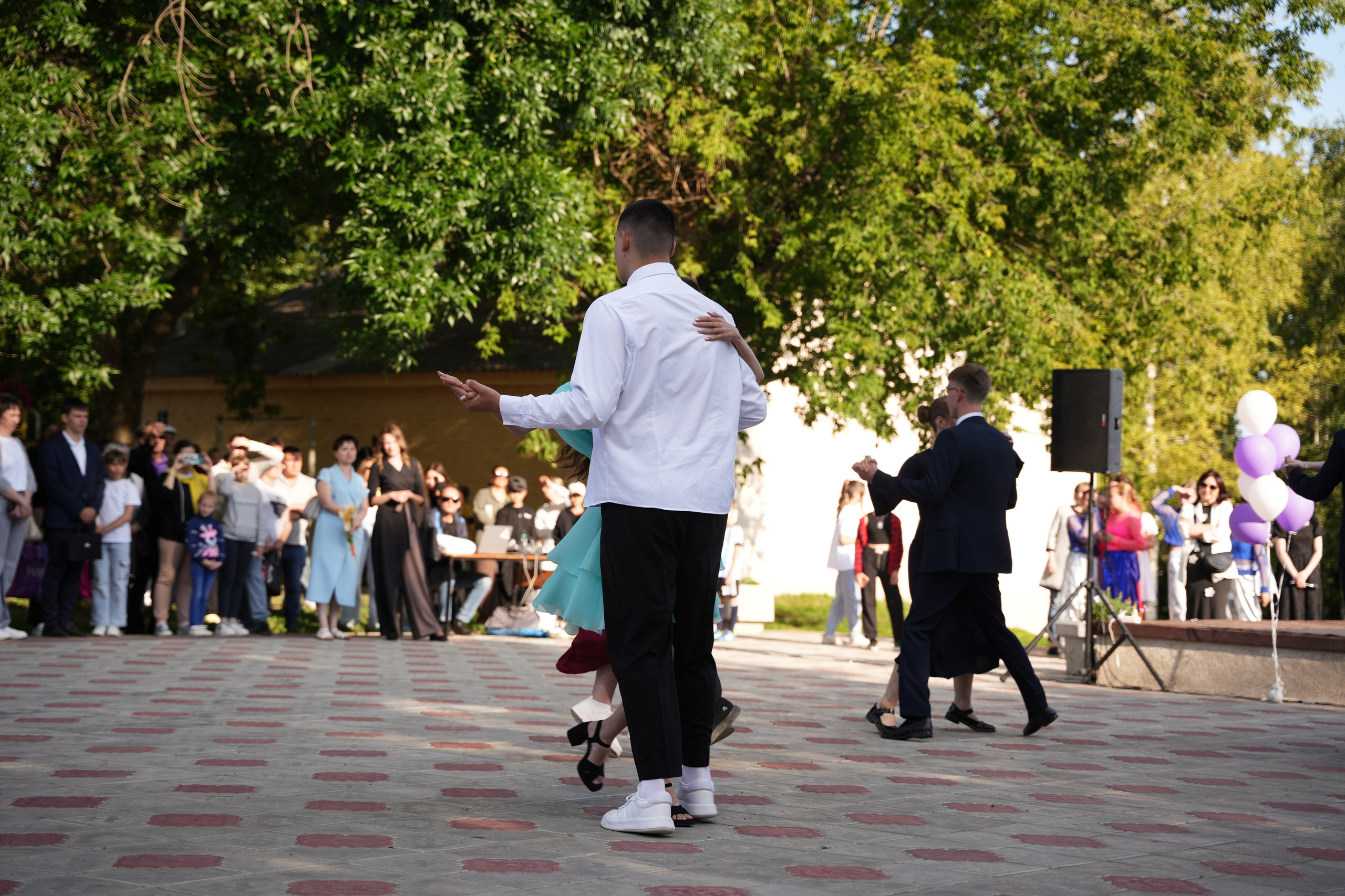 Выпускной в парке. Ольга Плаксина фотограф в Саратове