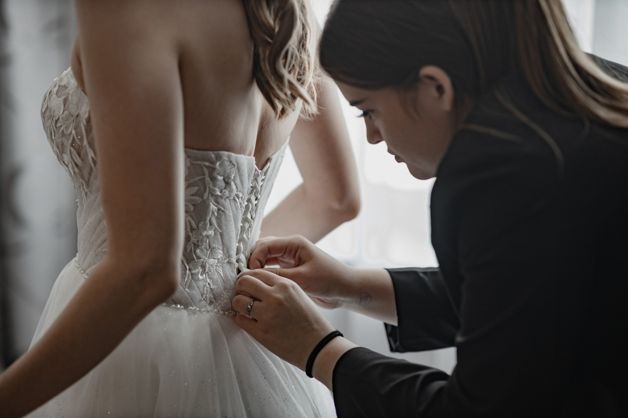 Артём Елена