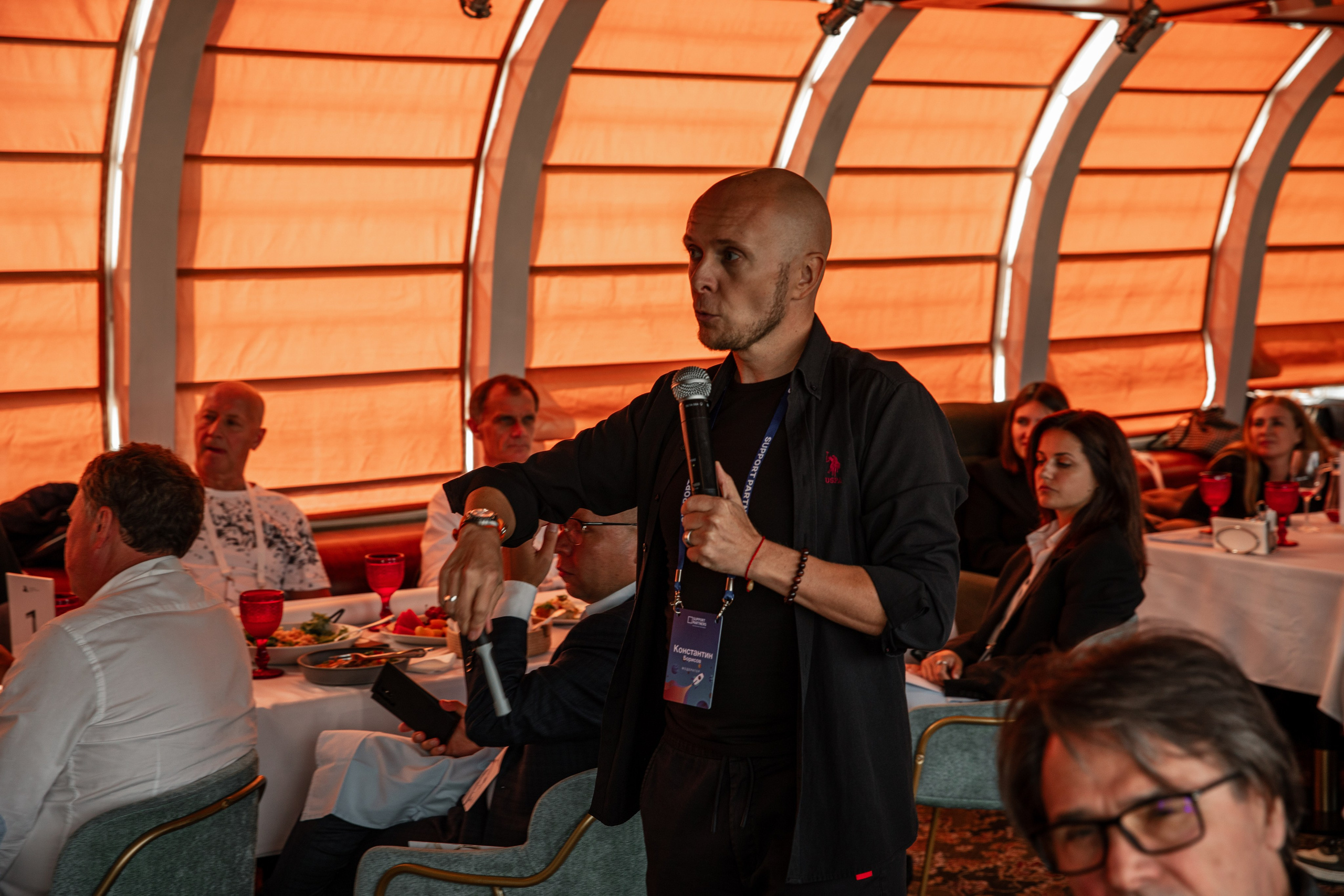 Премиальный клуб ABOSS | Мастер-класс на яхте. Alexey Sentyurin, brands and business photographer in Moscow