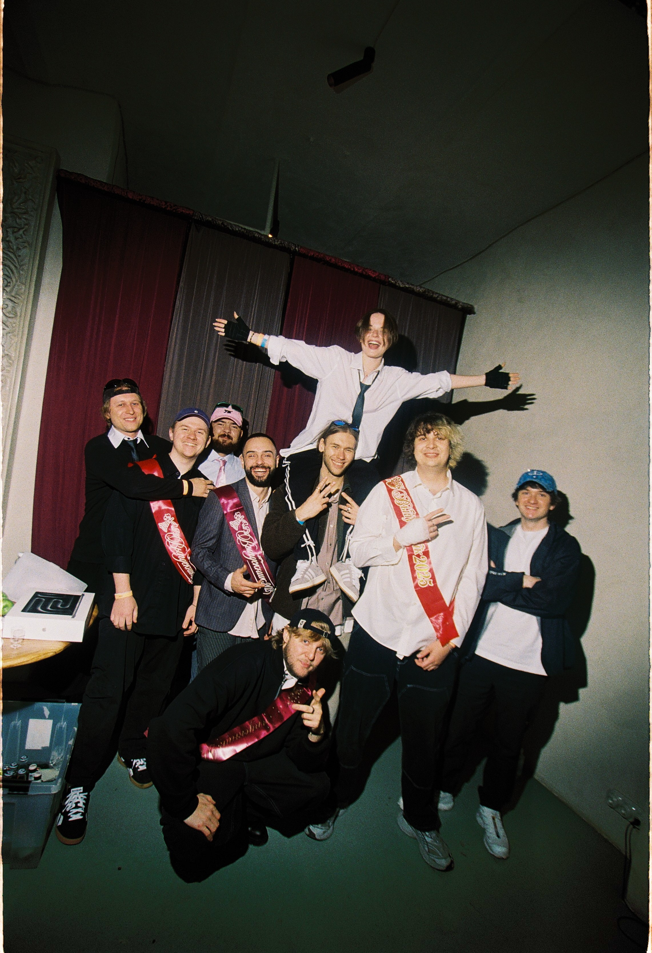 Диско клуб: выпускной. Илья Симонов фотограф москва